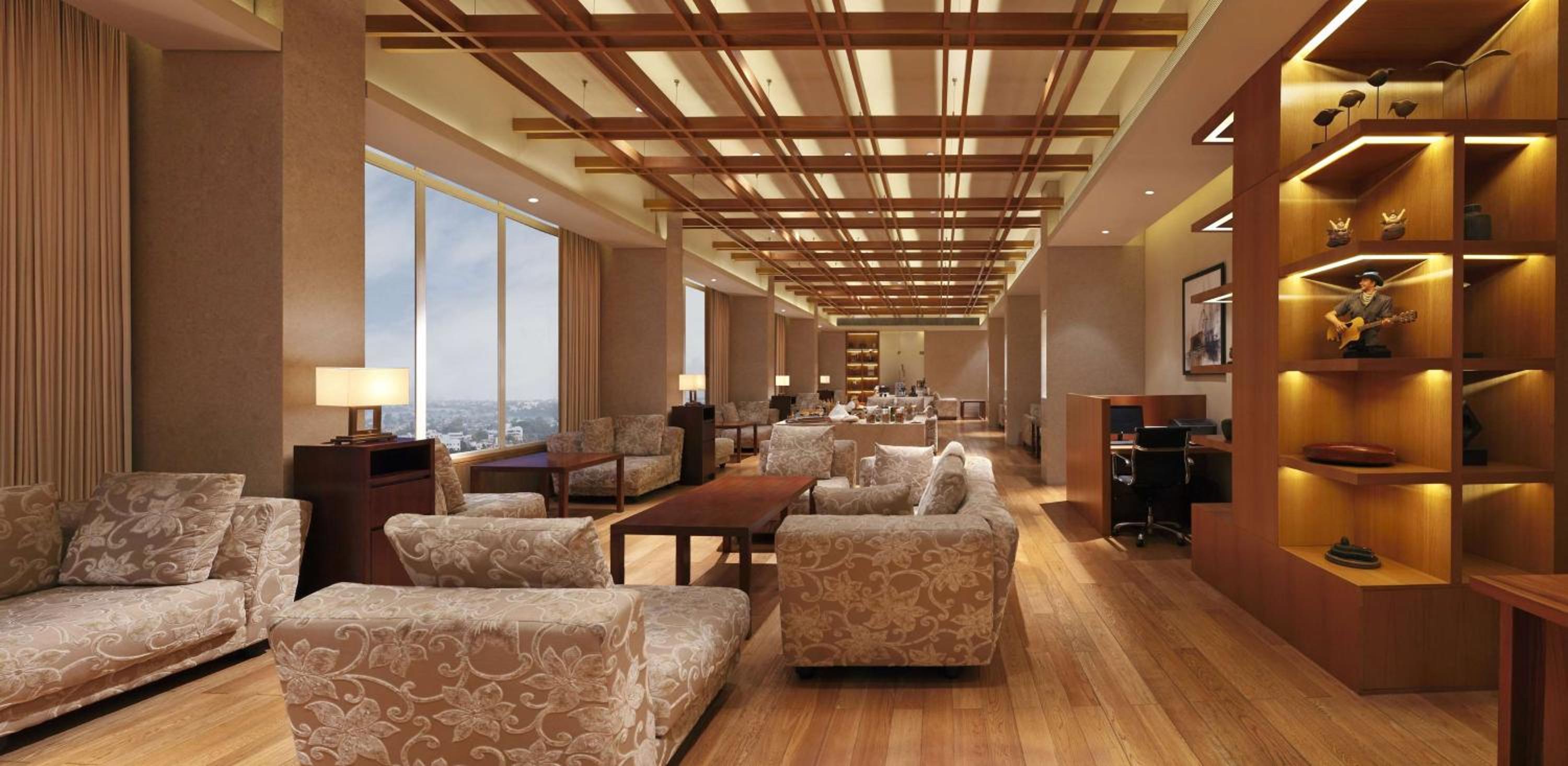 Executive King Suite with Lounge Access - Photo 13