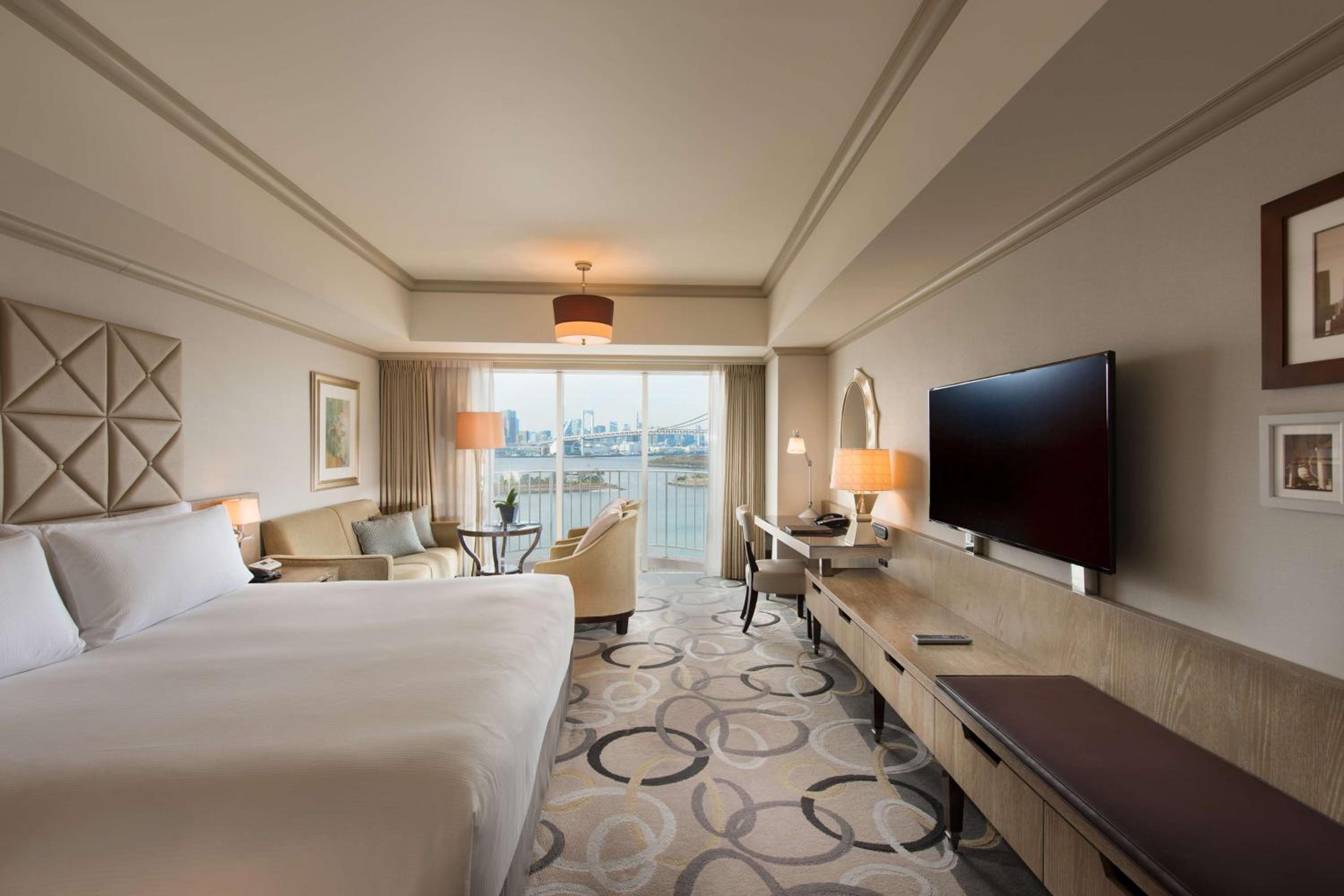 King Superior Deluxe – Non-Smoking – 40sqm – Tokyo Bay View King Superior Deluxe – Non-Smoking – 40sqm – Tokyo Bay View