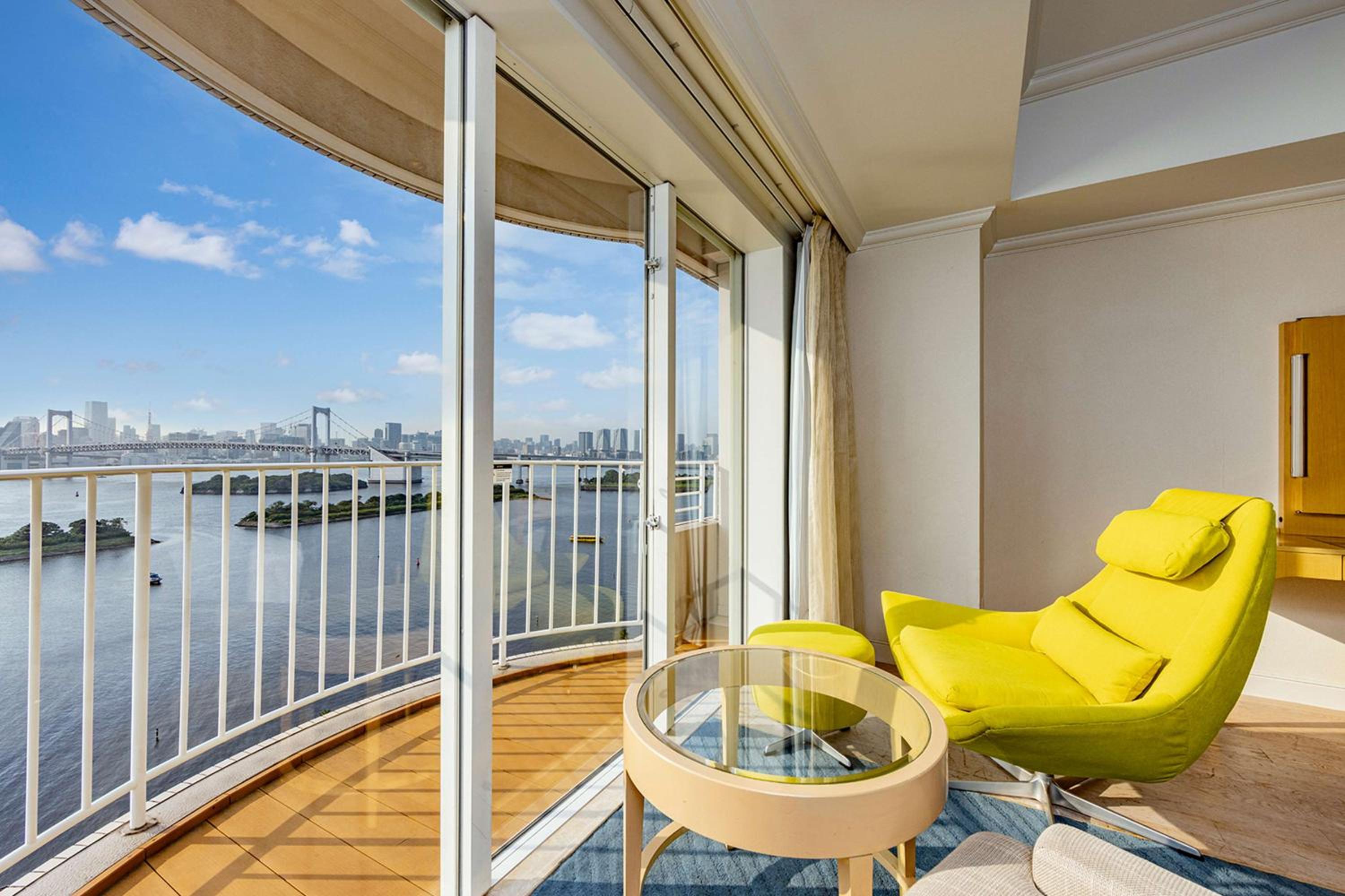 King Premium Executive - Non-Smoking - 40sqm - Rainbow Bridge View King Premium Executive - Non-Smoking - 40sqm - Rainbow Bridge View