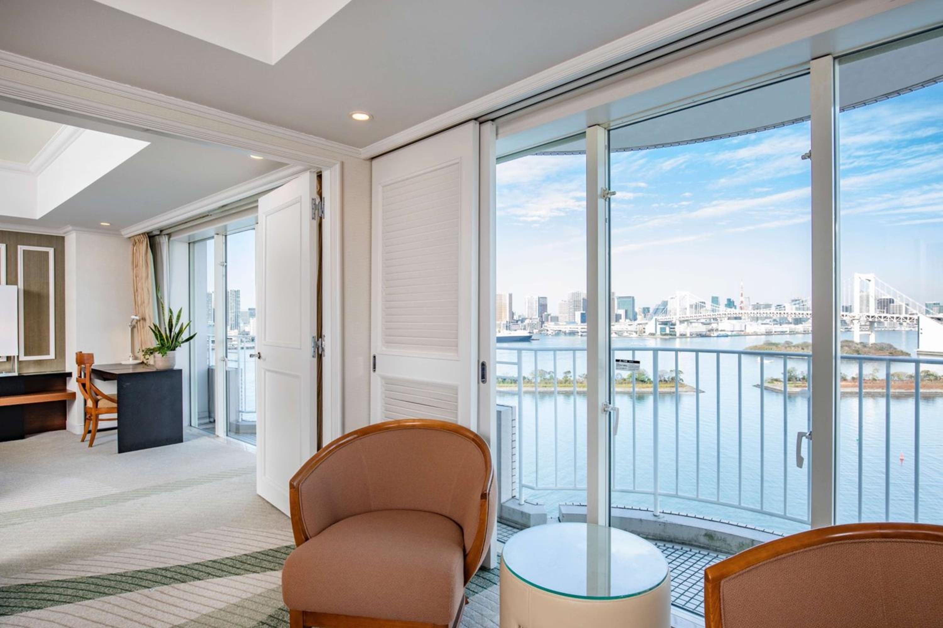 Twin Deluxe Terrace Suite - Non-Smoking - 80sqm - Terrace with Whirlpool Twin Deluxe Terrace Suite - Non-Smoking - 80sqm - Terrace with Whirlpool