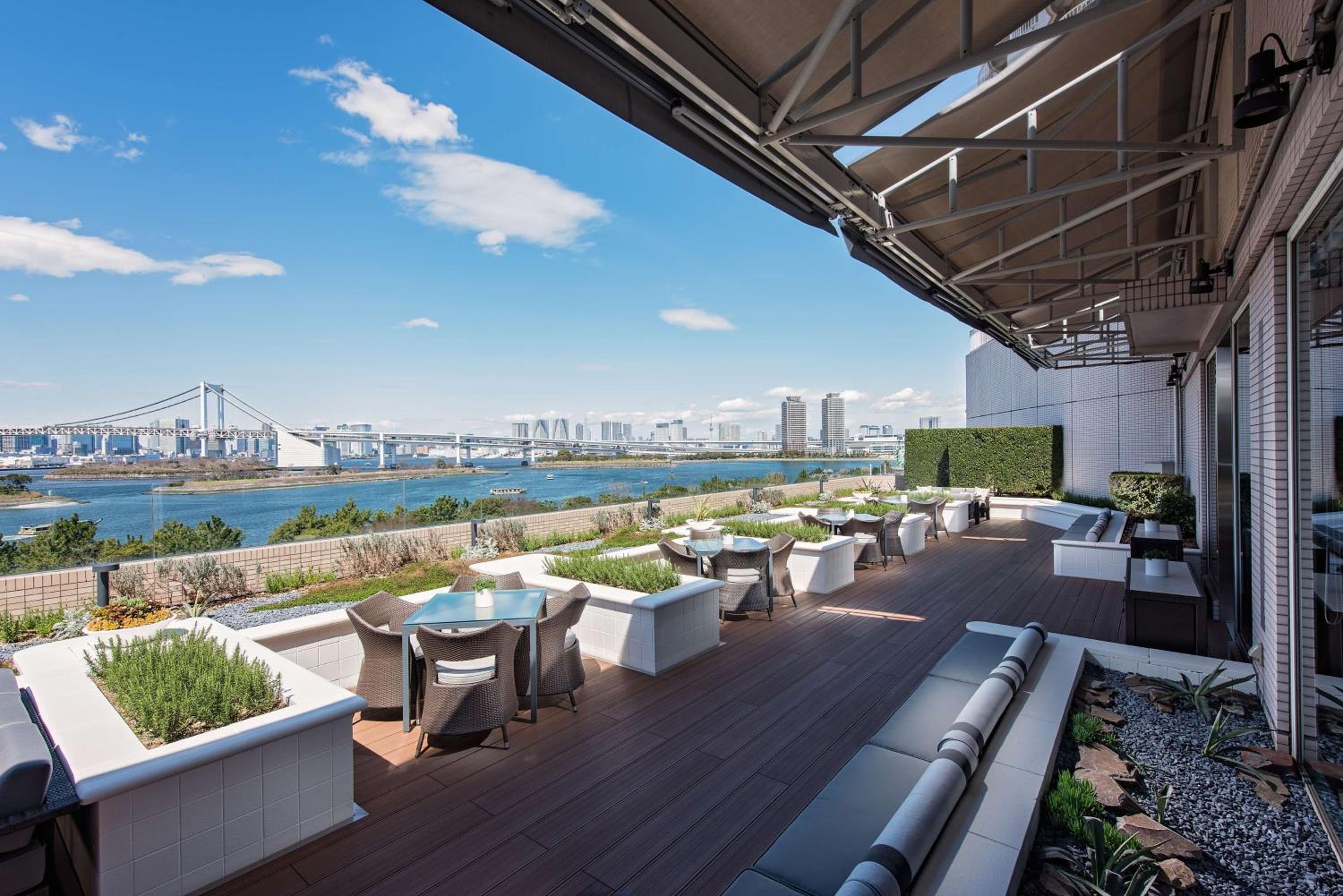 King Terrace Suite - Non-Smoking - Photo 9