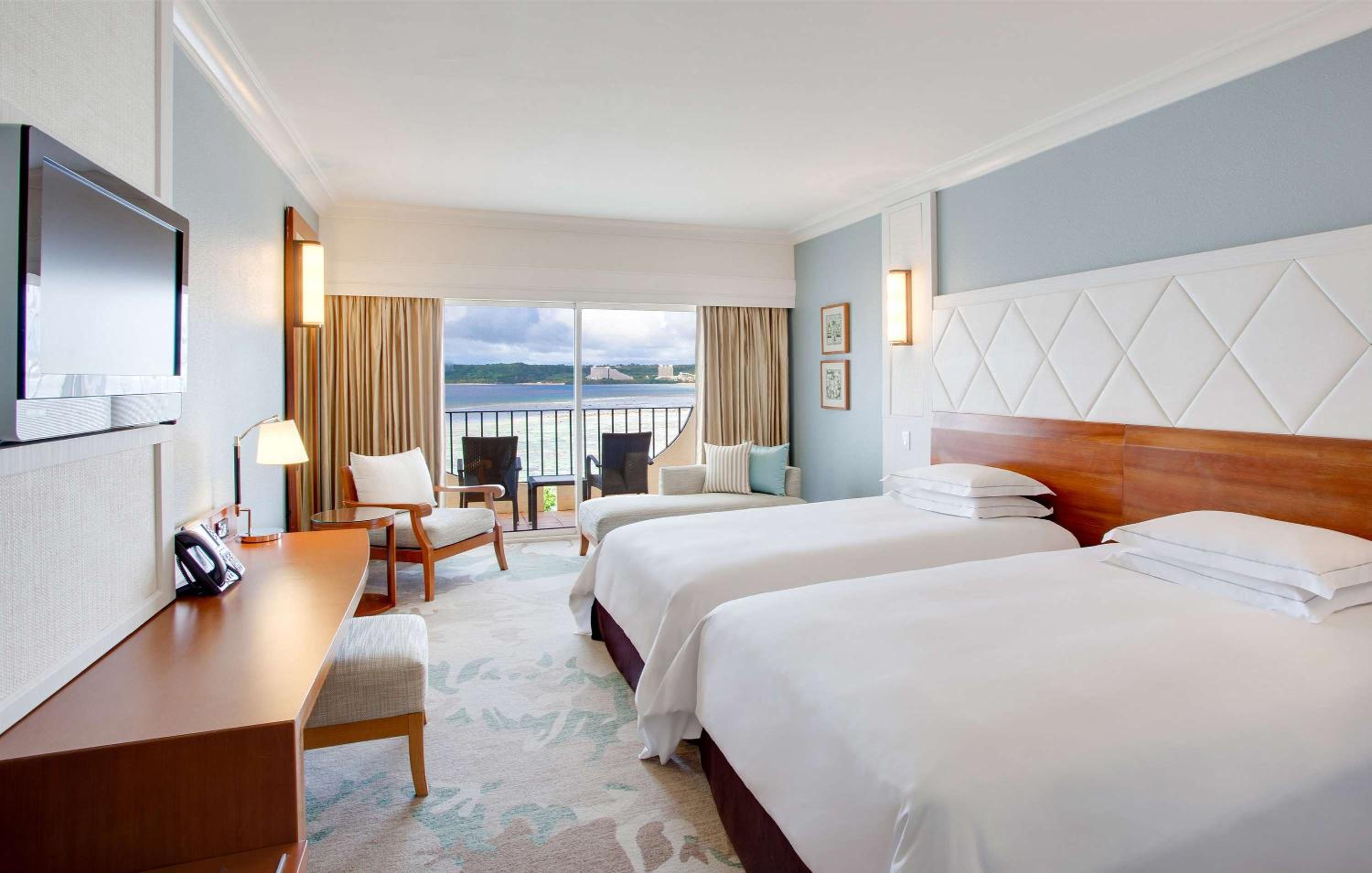 Main Ocean Double Room - With Ocean View and Accessible Tub - Photo 1