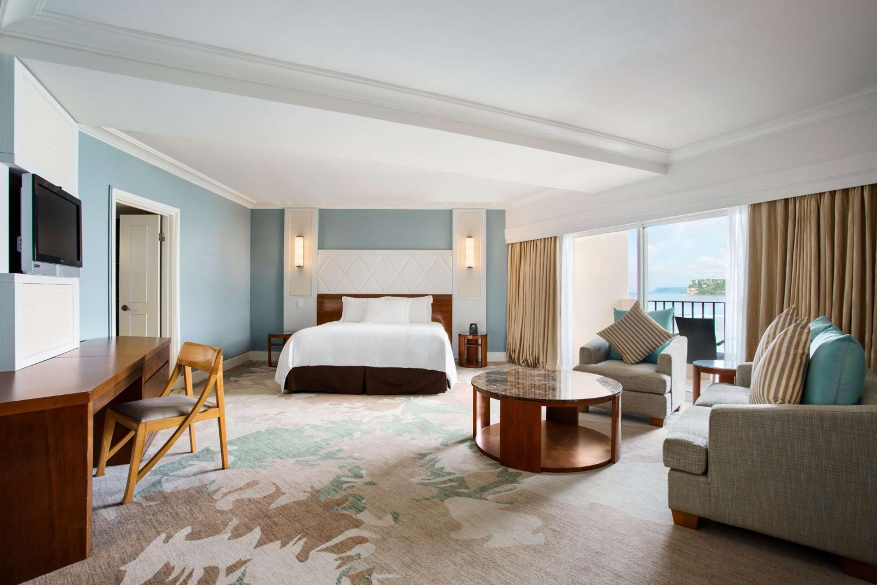 Main Junior Suite - Photo 1