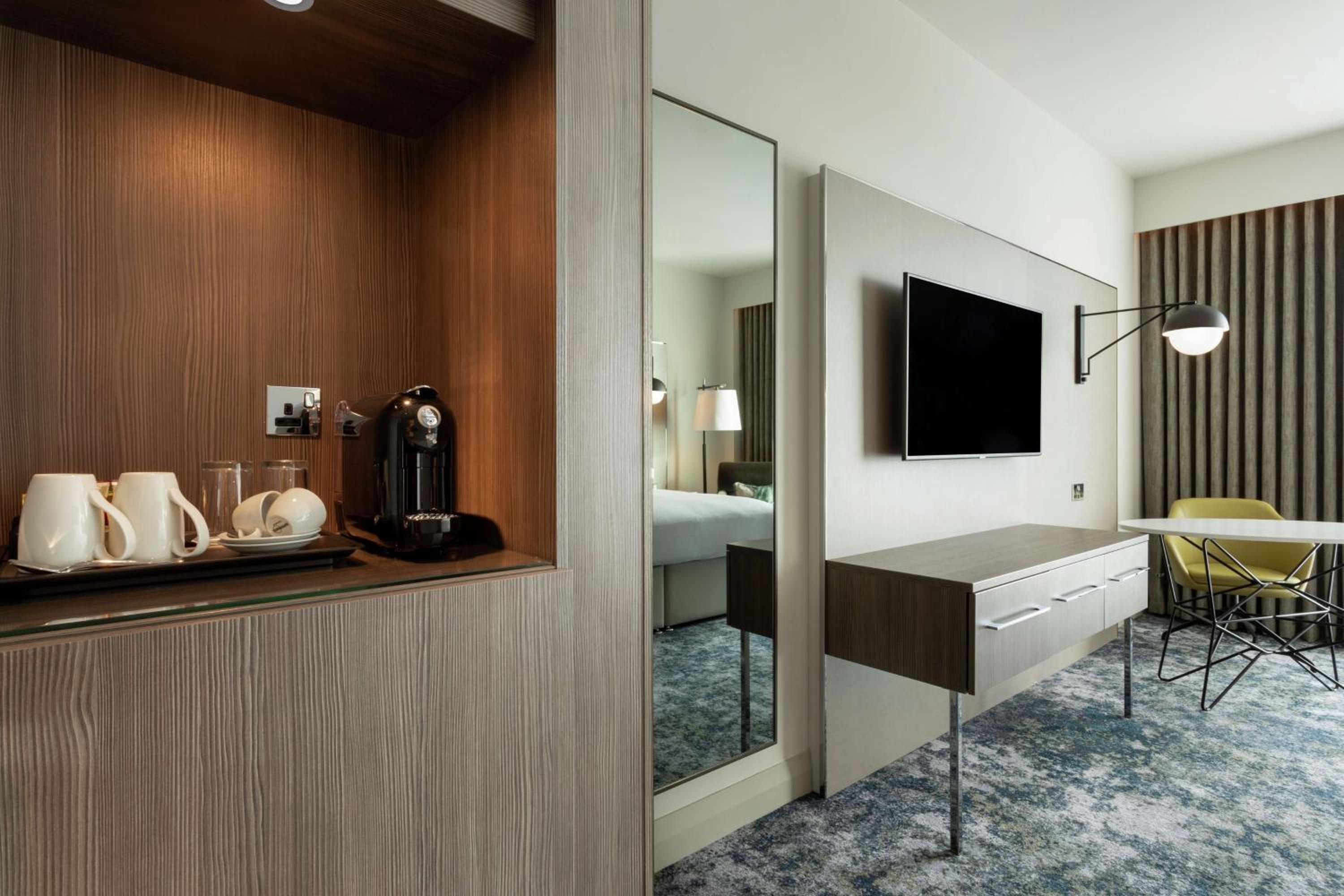 King Guest Room - Photo 1