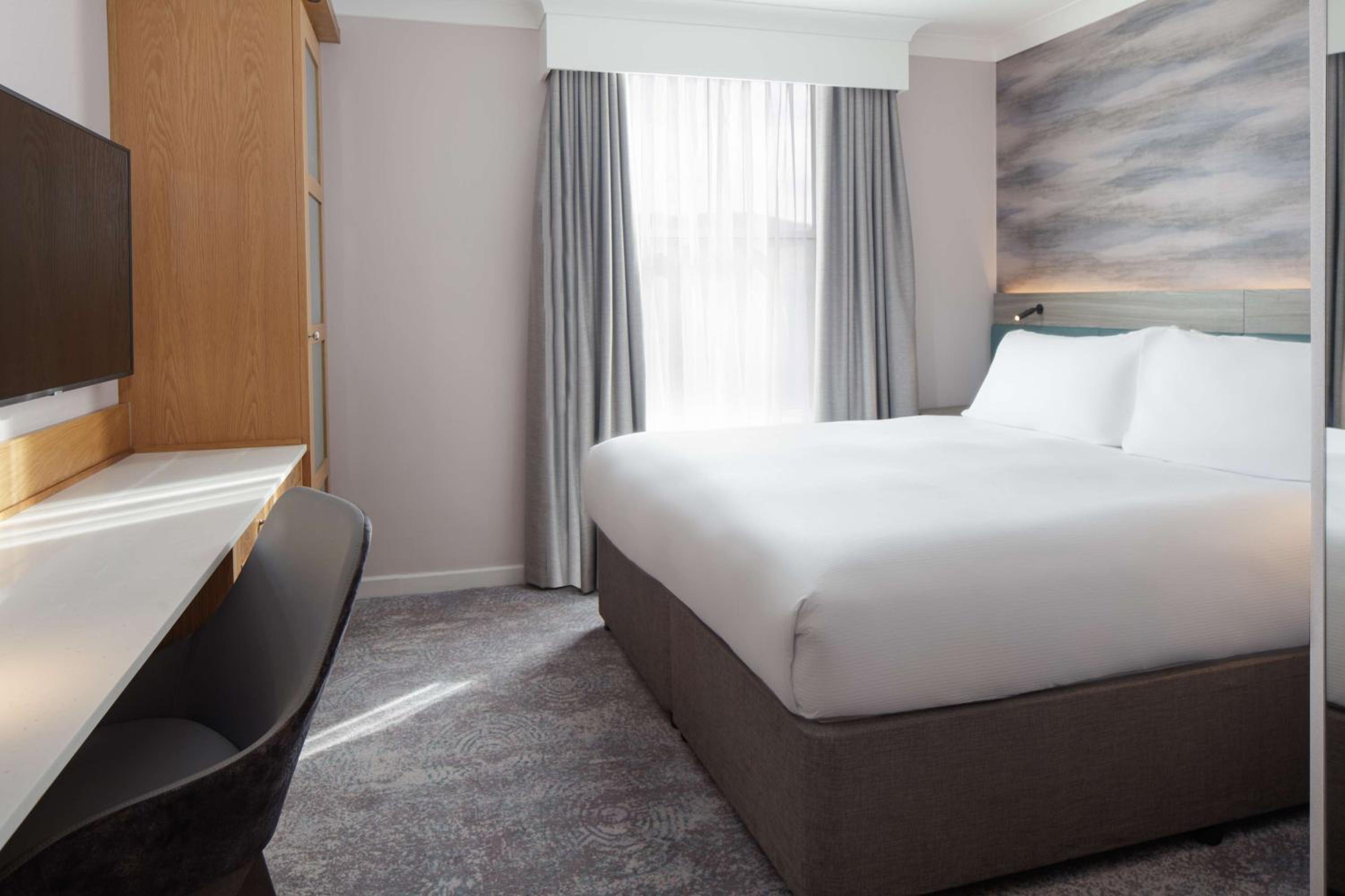 King Guest Room - Photo 1