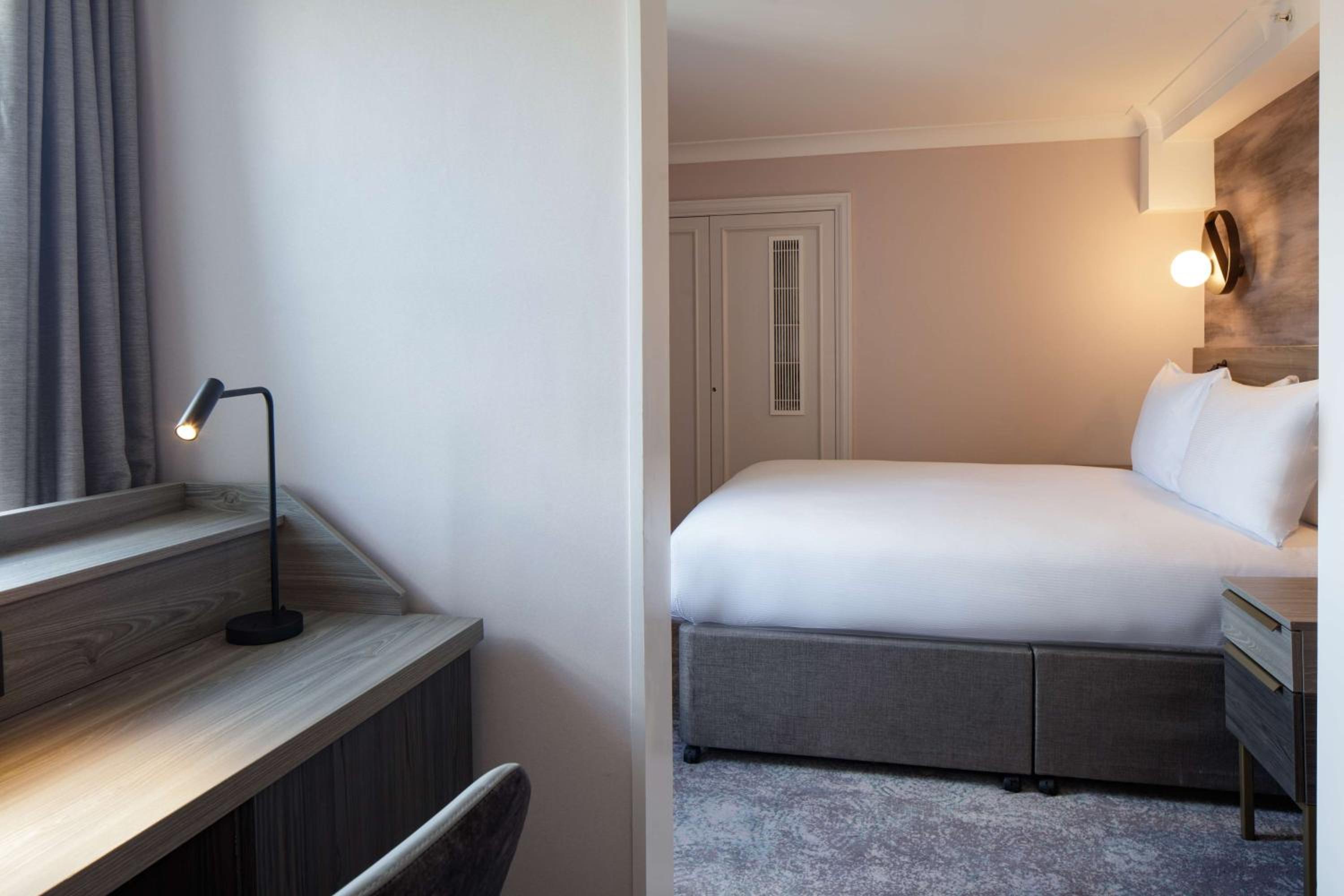 Superior Queen Room - Photo 6