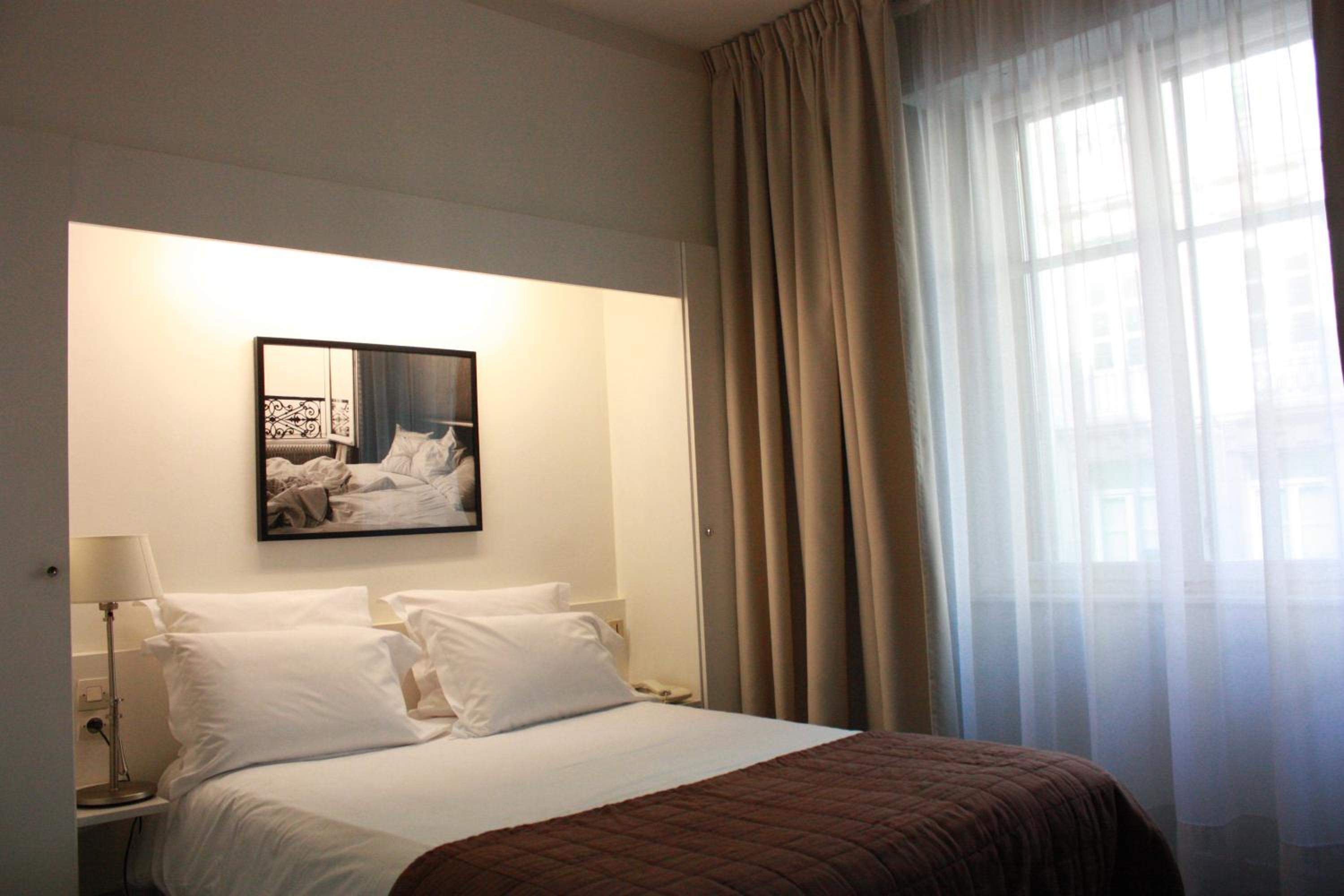 Classic Double Room - Breakfast Included - Photo 4