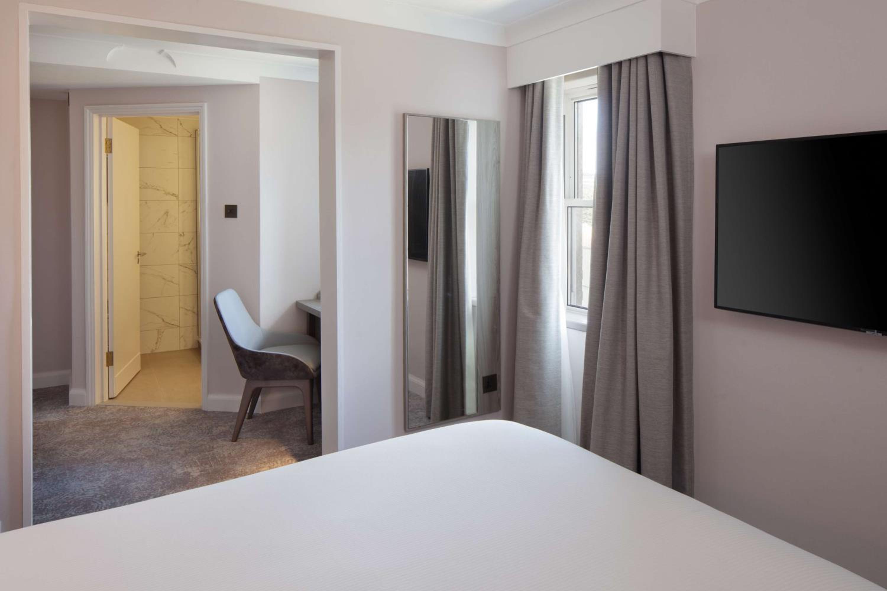 Superior Queen Room - Photo 7