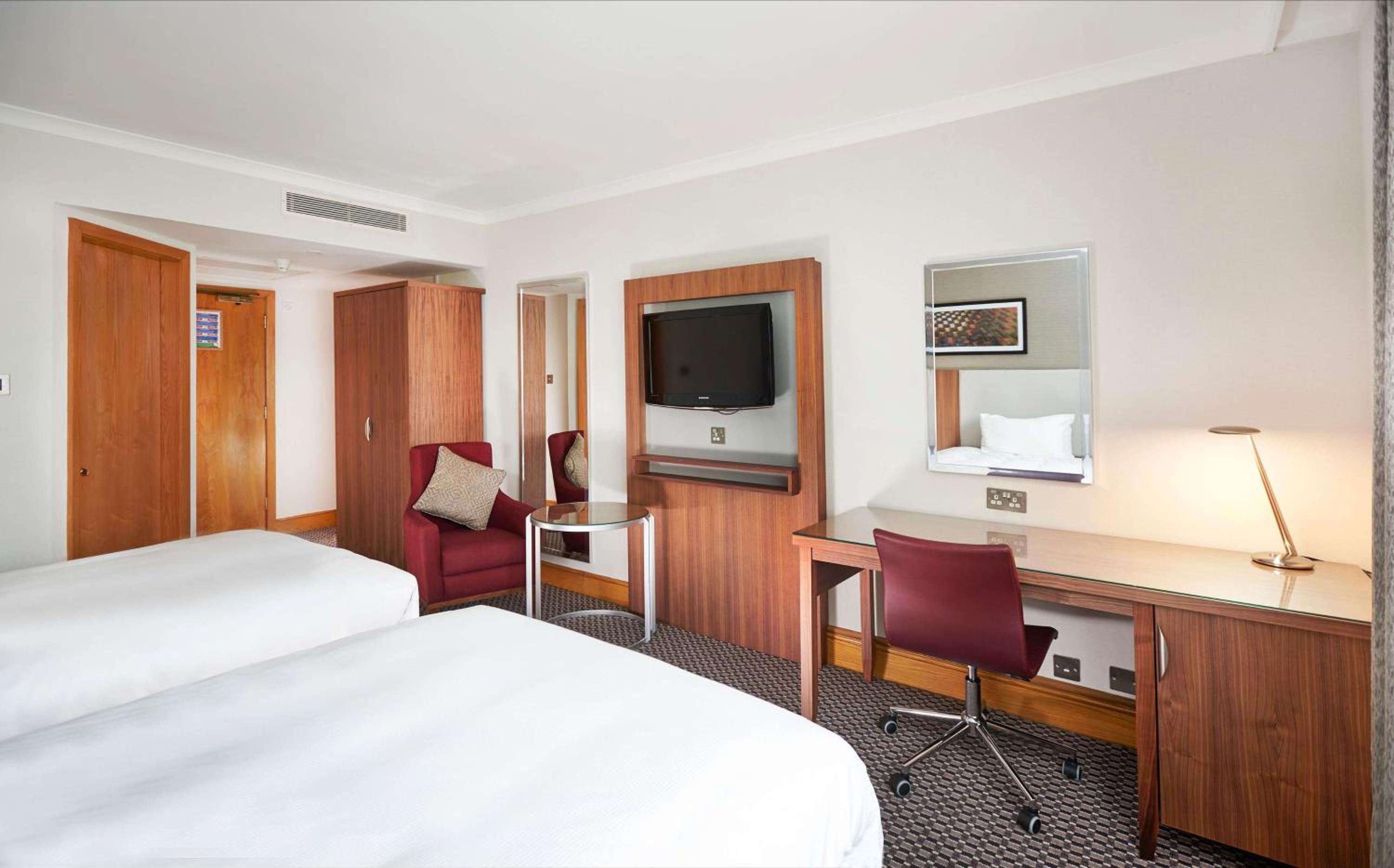 Deluxe Twin Room - Photo 3