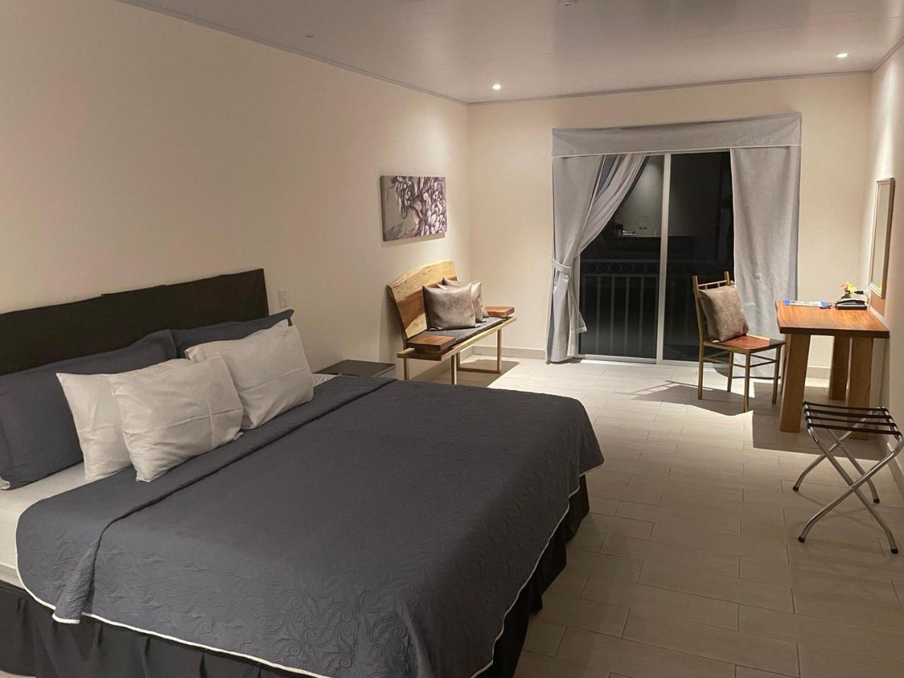 Superior King Room photo 1
