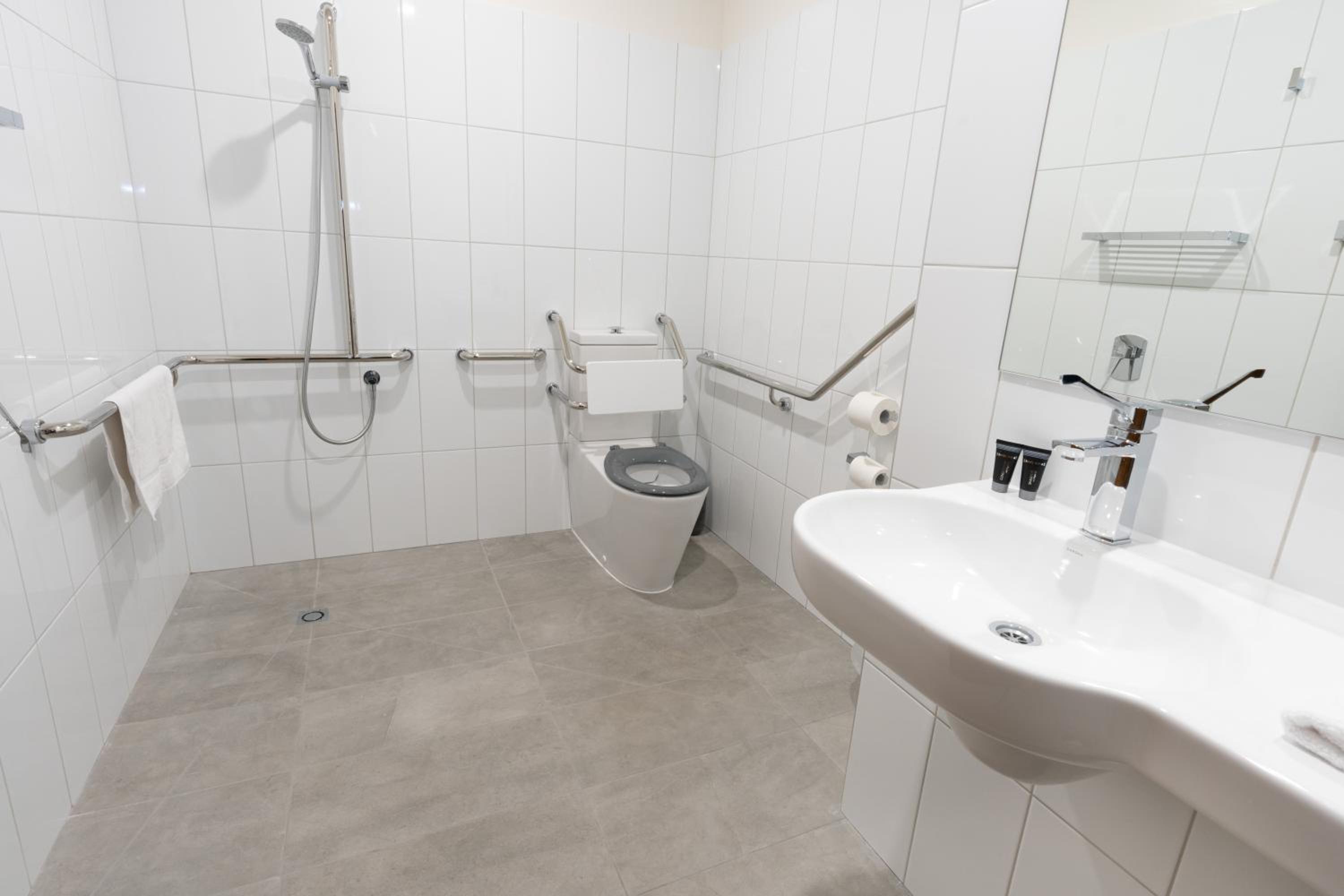 Family Room - Disability Access photo 3