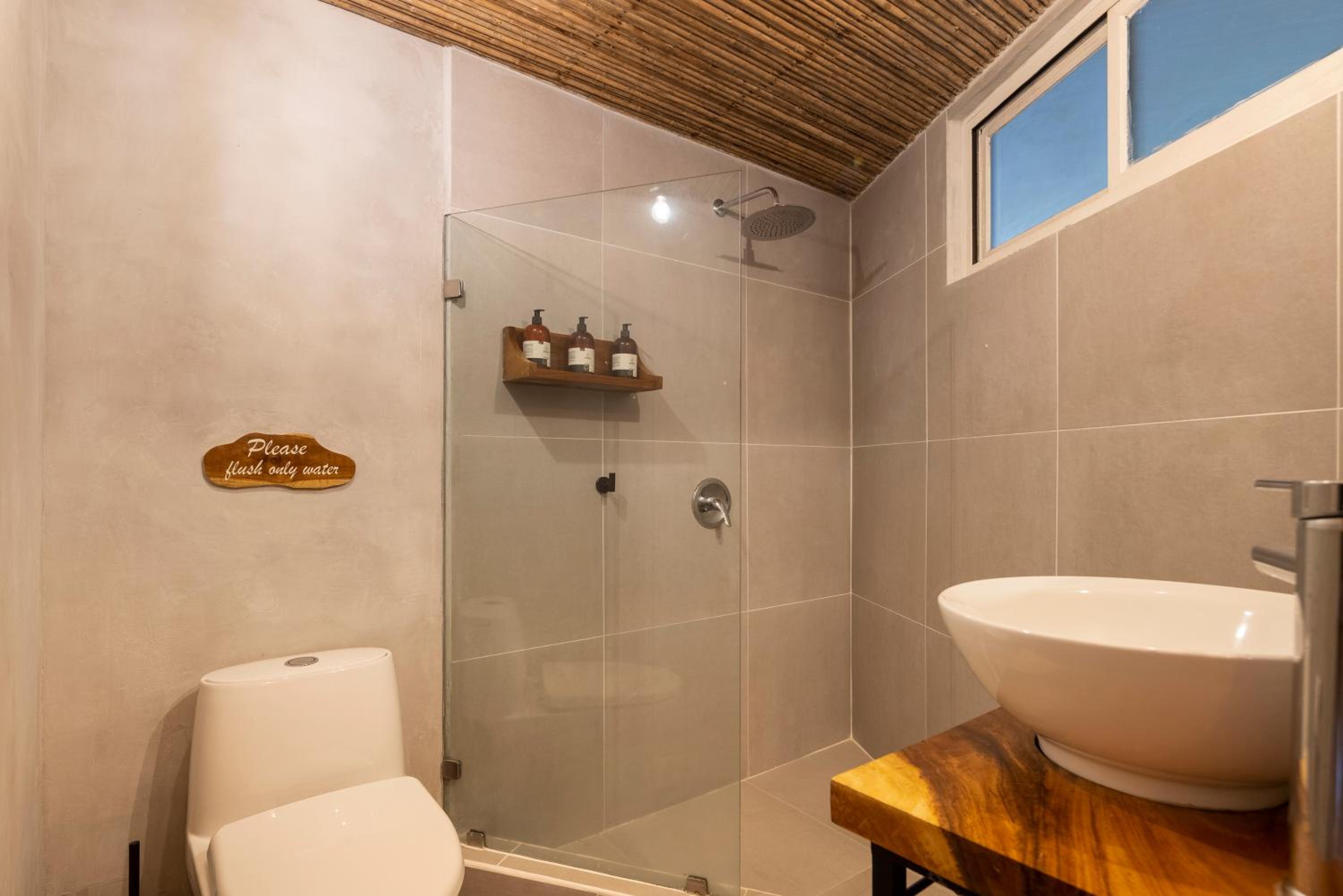 King Room With Pool View