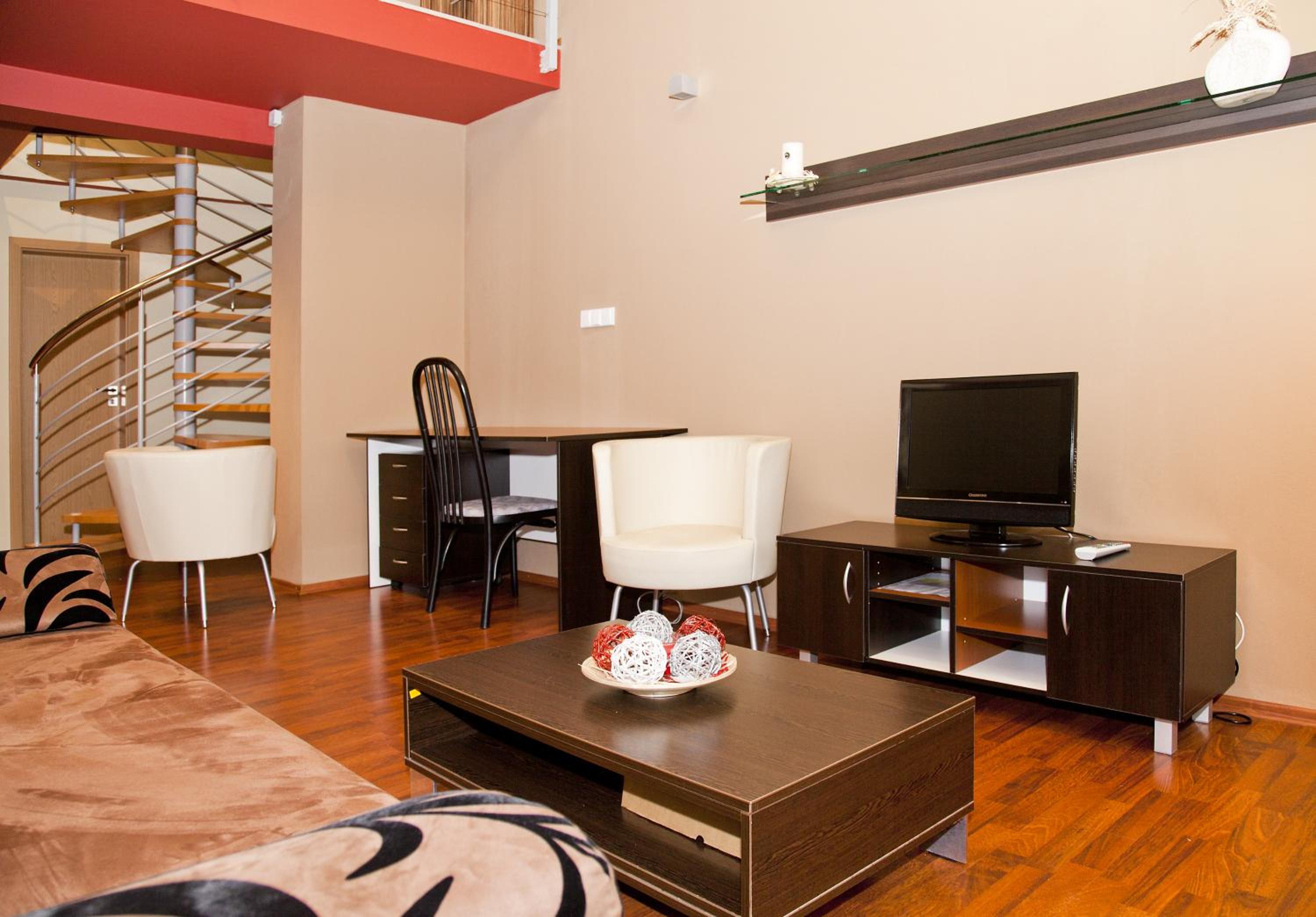 Duplex Apartment - Photo 3