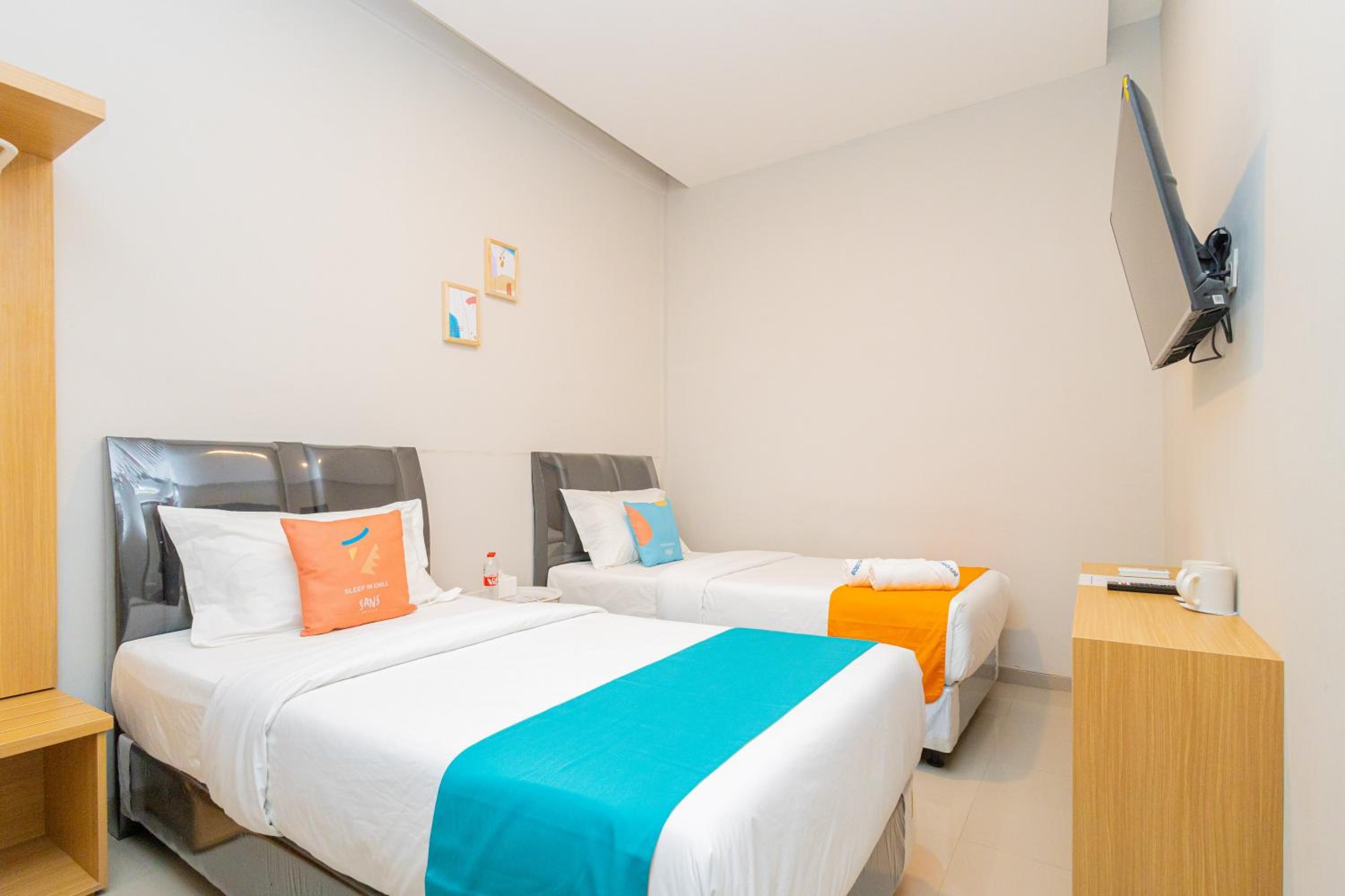 Superior Twin Room - Photo 1