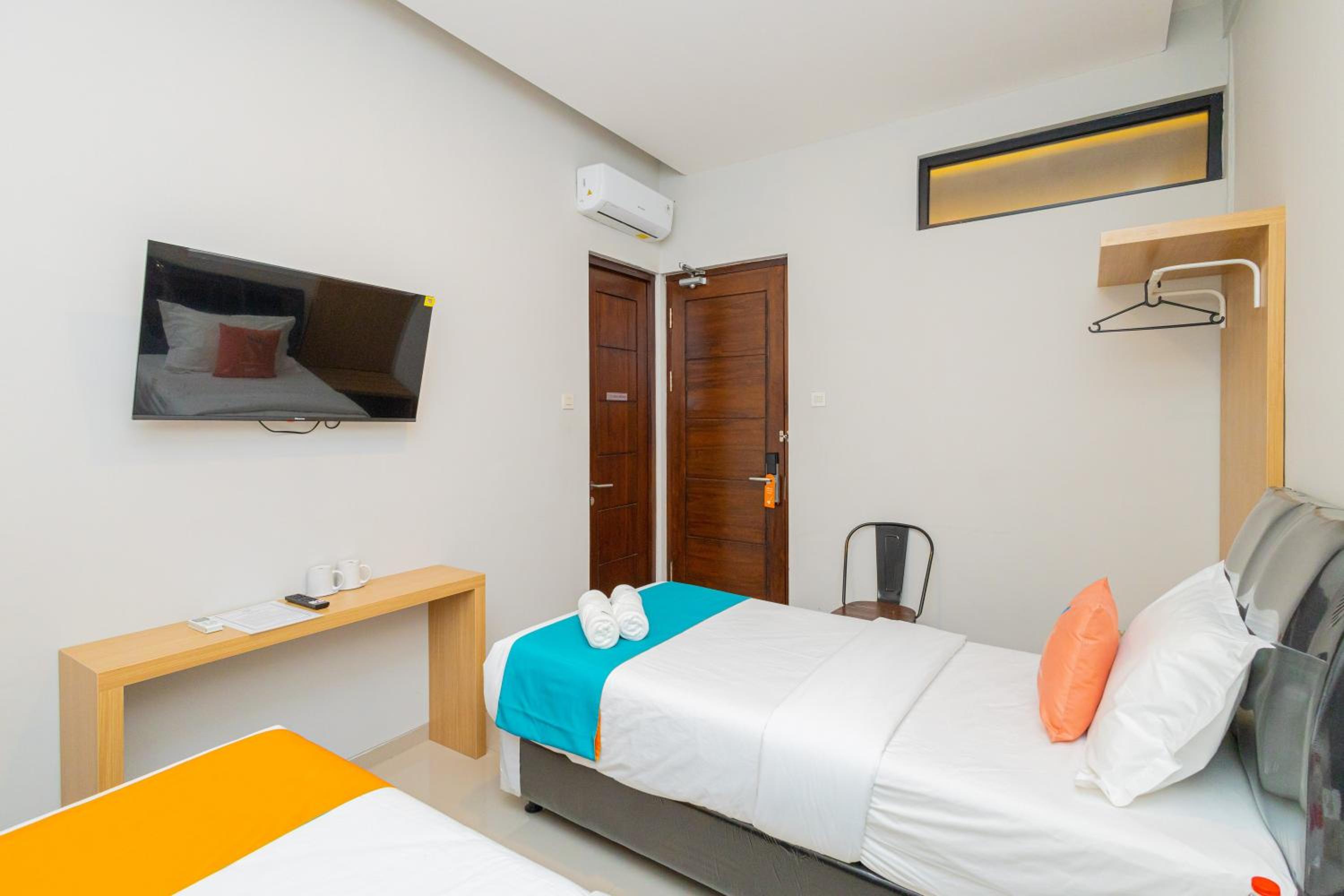 Superior Twin Room - Photo 2