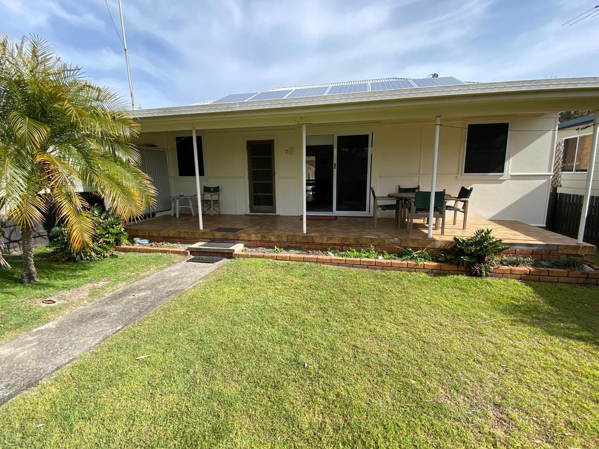 Three-Bedroom House photo 2