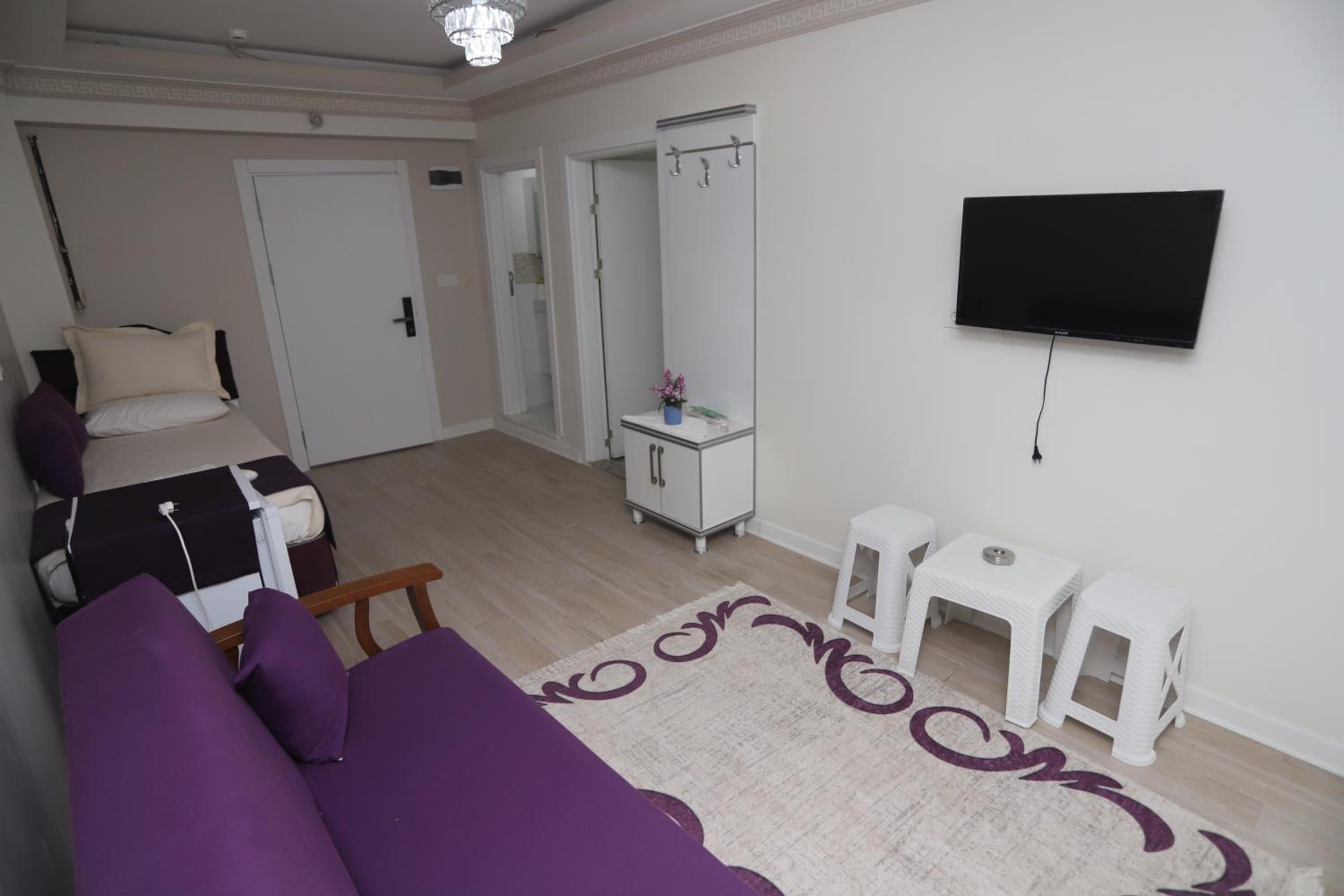 Family Room photo 2