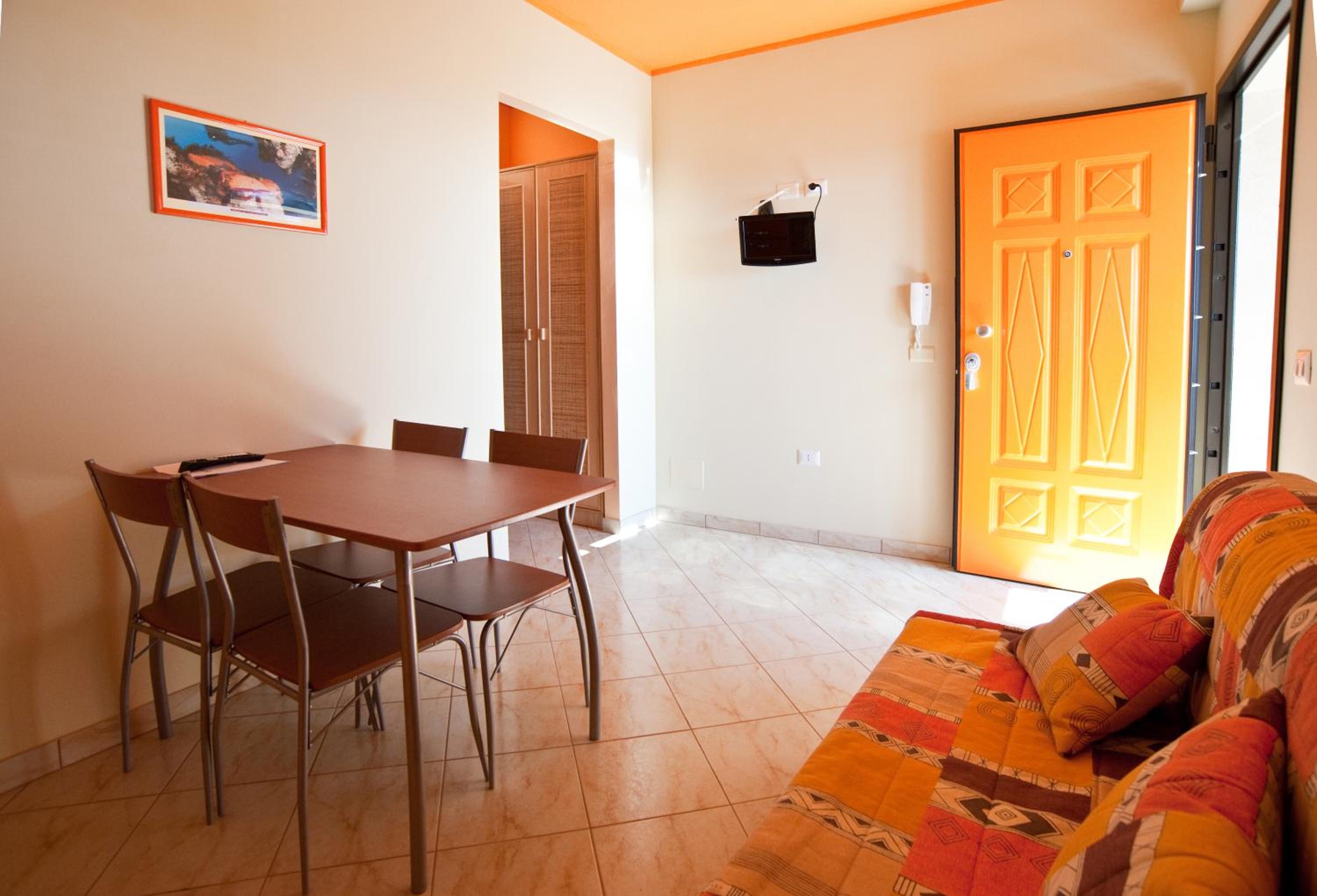 One-Bedroom Apartment with Terrace
