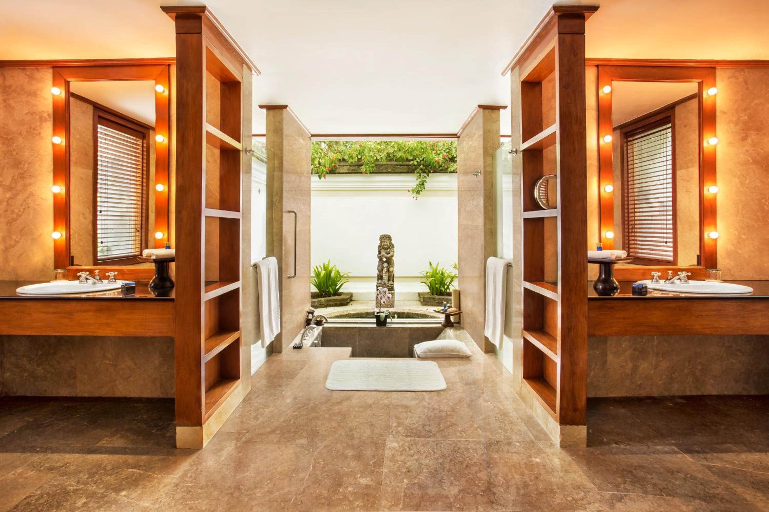 Royal Ocean view Villa with private pool thumbnail 5