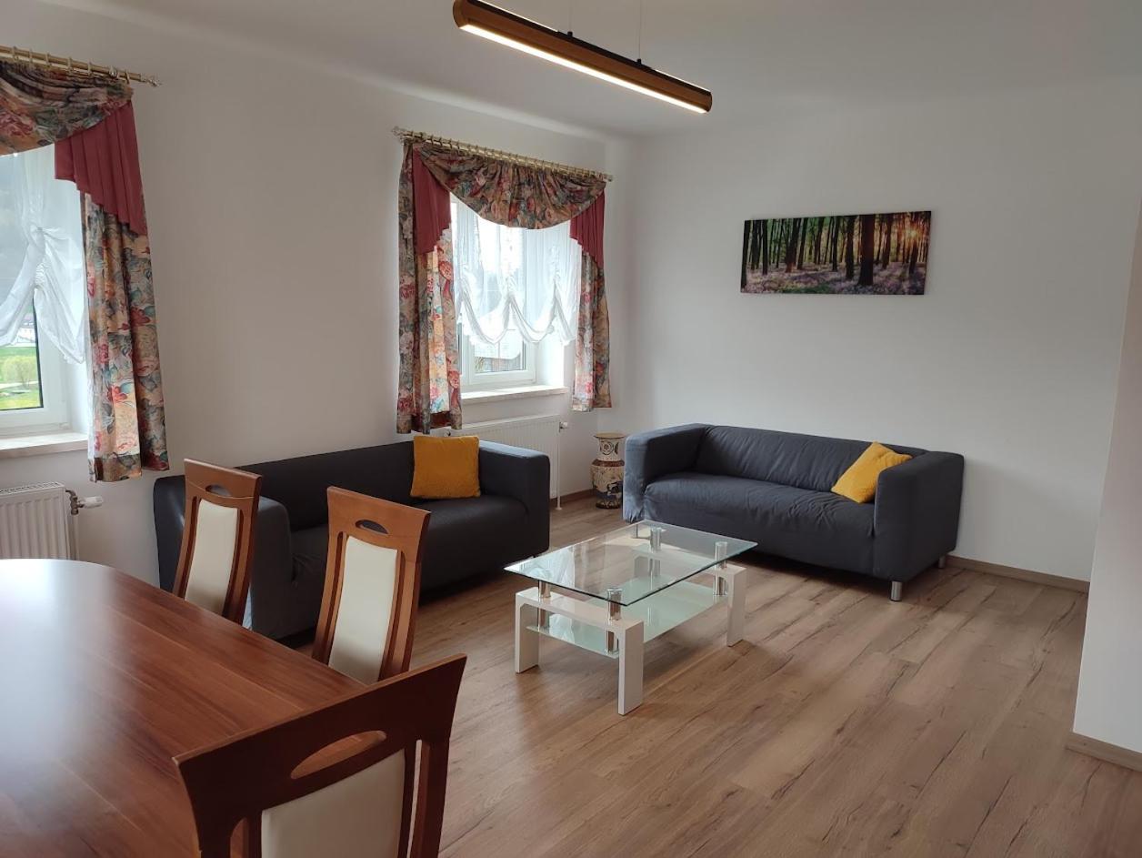 Three-Bedroom Apartment with Balcony photo 1