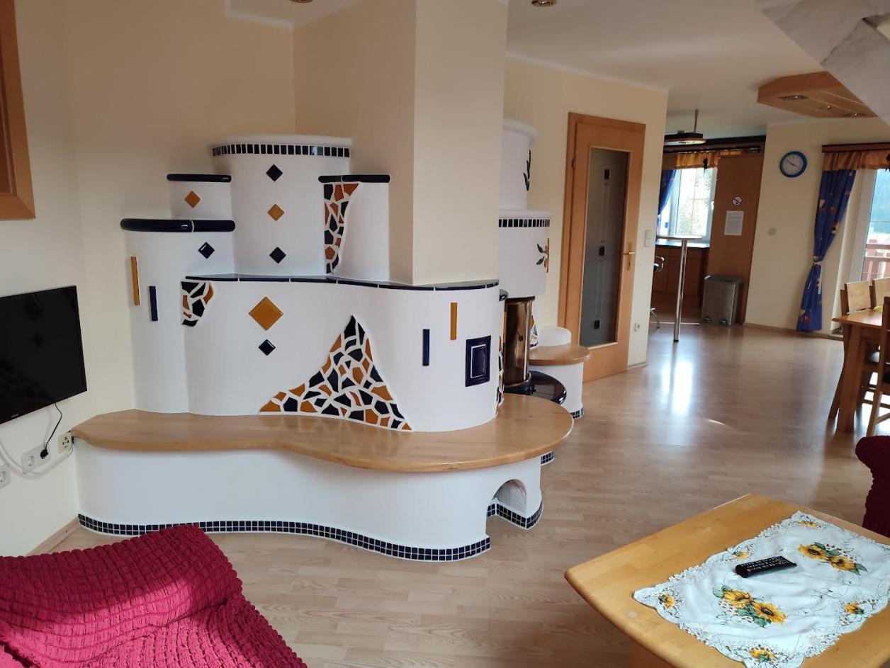 Two-Bedroom Apartment with Balcony photo 3