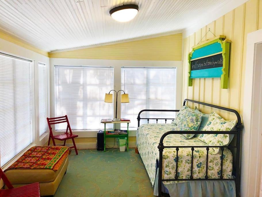 Three-Bedroom House photo 1