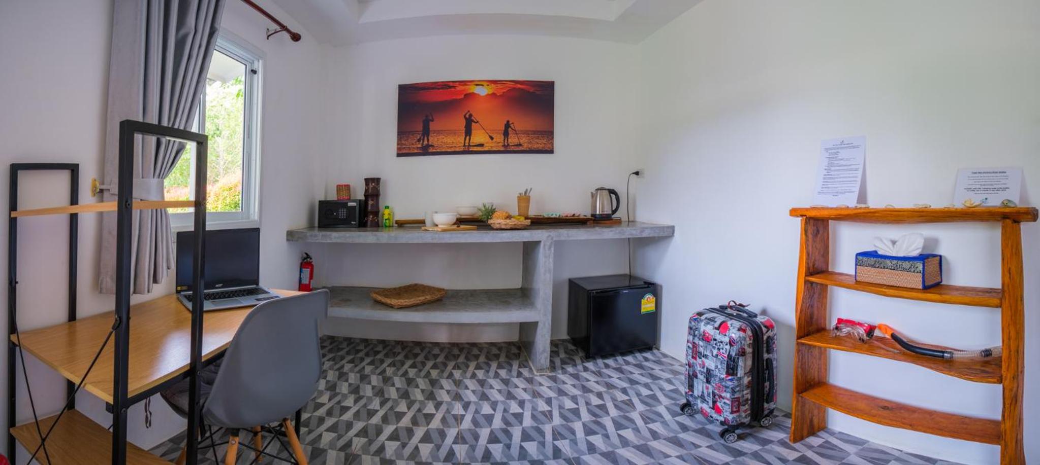 One-Bedroom Bungalow - Photo 15
