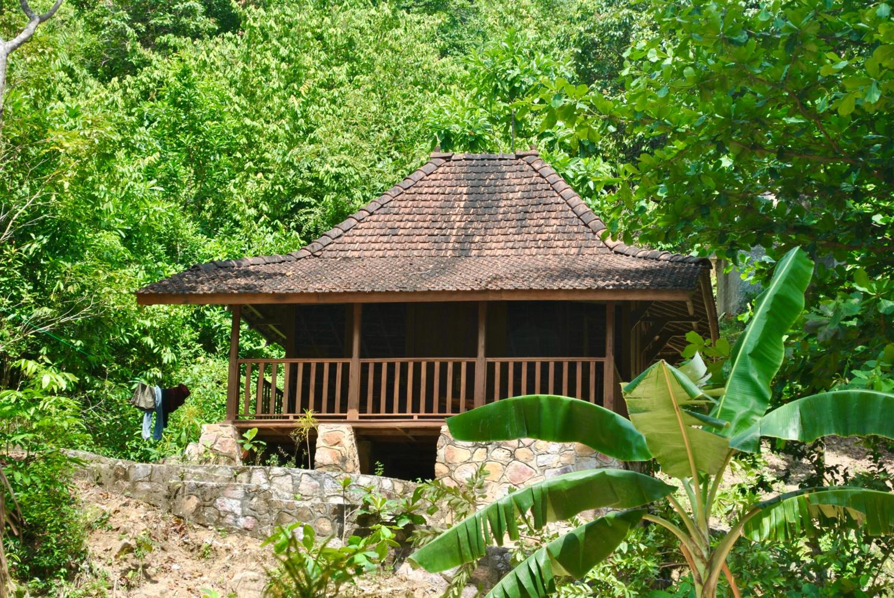 Bungalow with Sea View