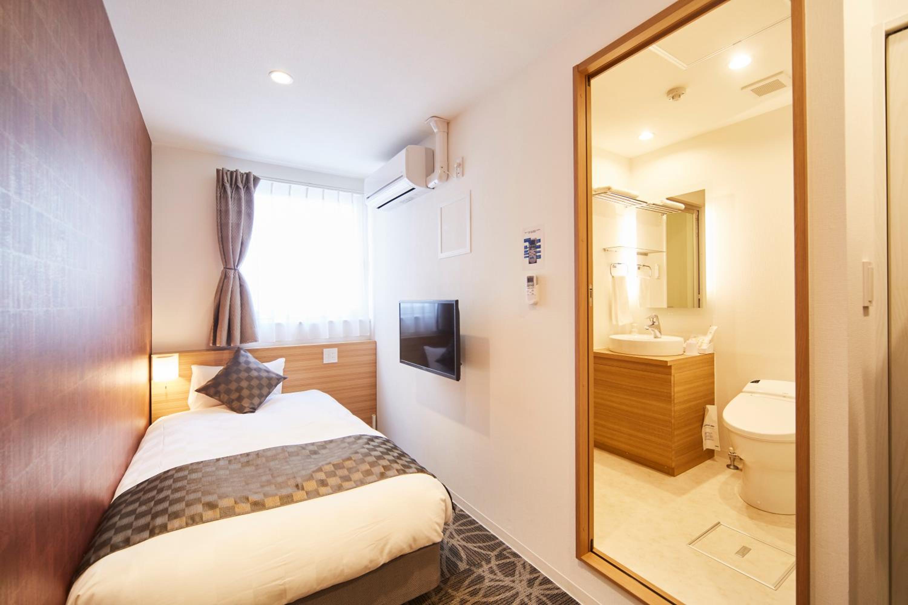Small Single Room