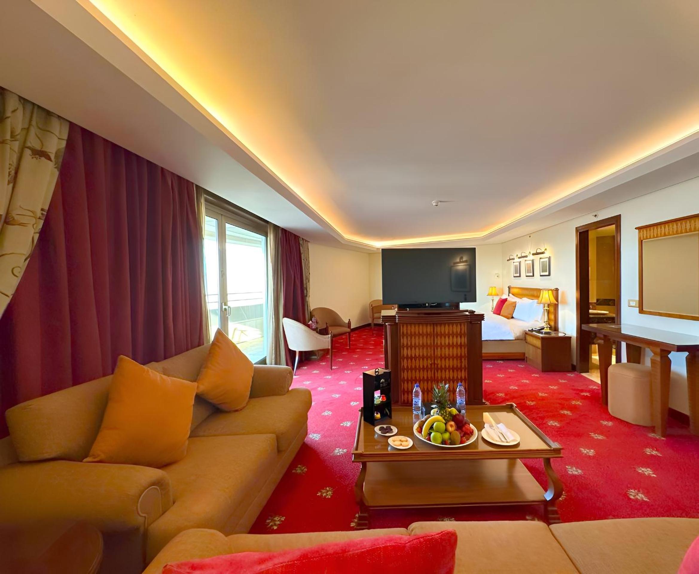 Business Suite photo 1