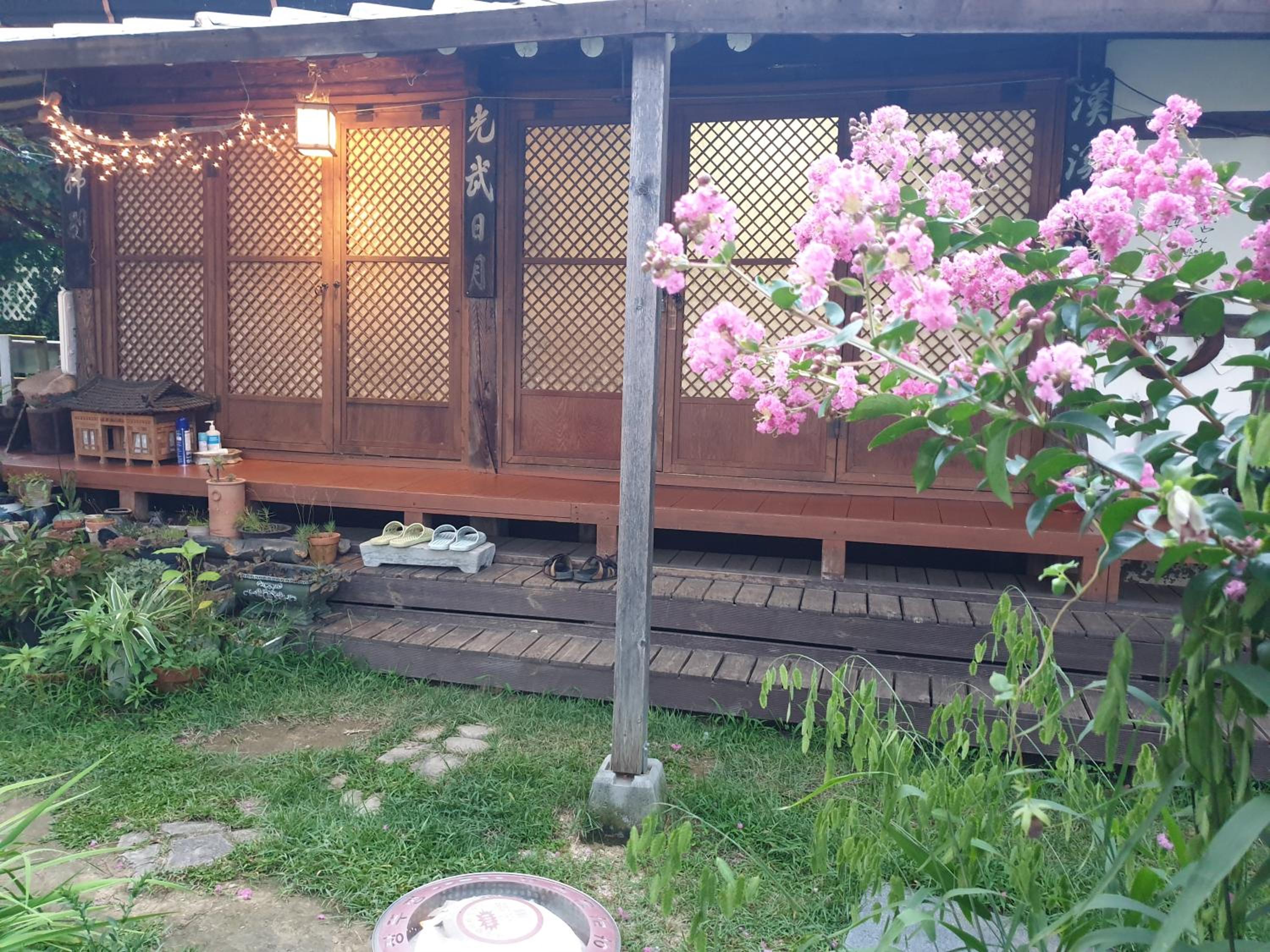 Four-Bedroom House photo 3