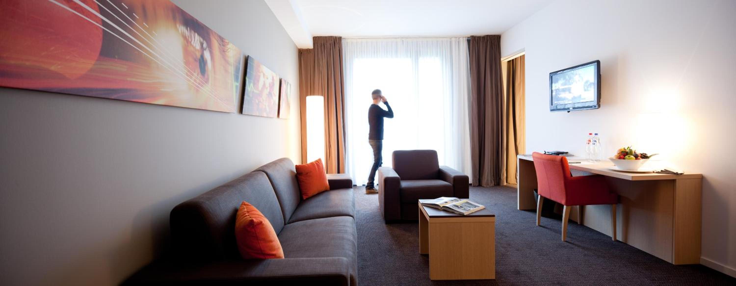 Deluxe Suite - Photo 2
