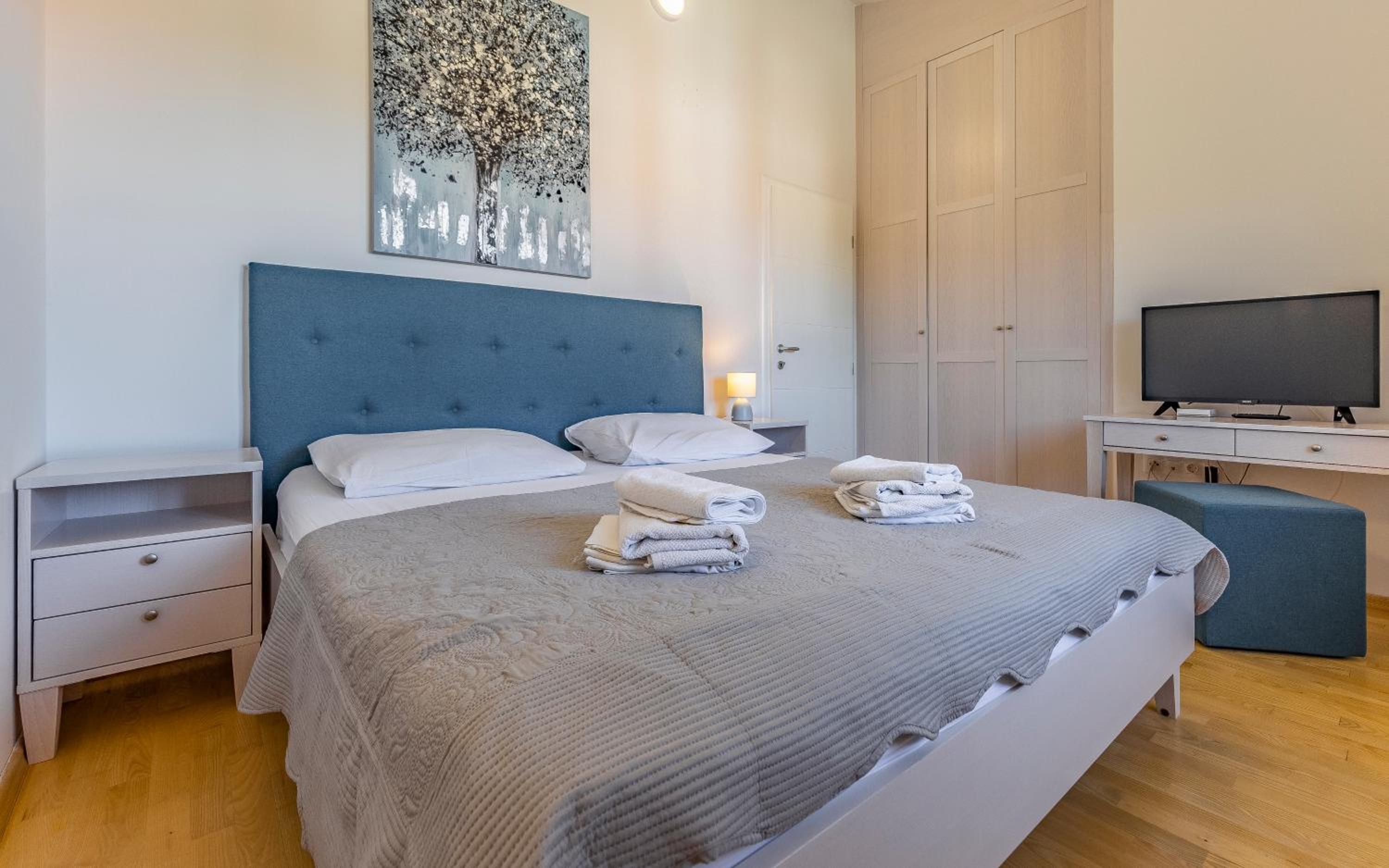 Three-Bedroom Villa photo 1