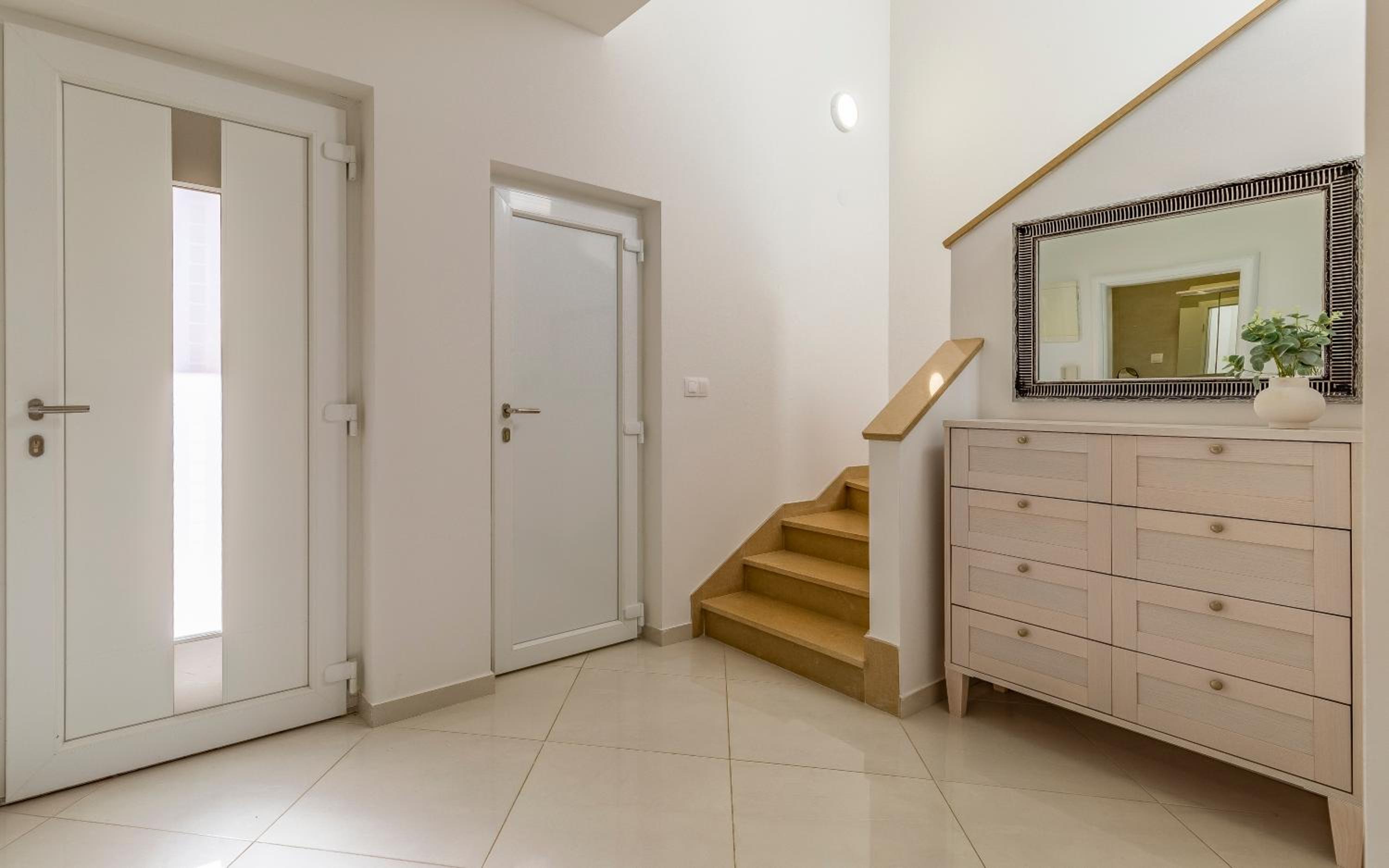 Three-Bedroom Villa photo 2