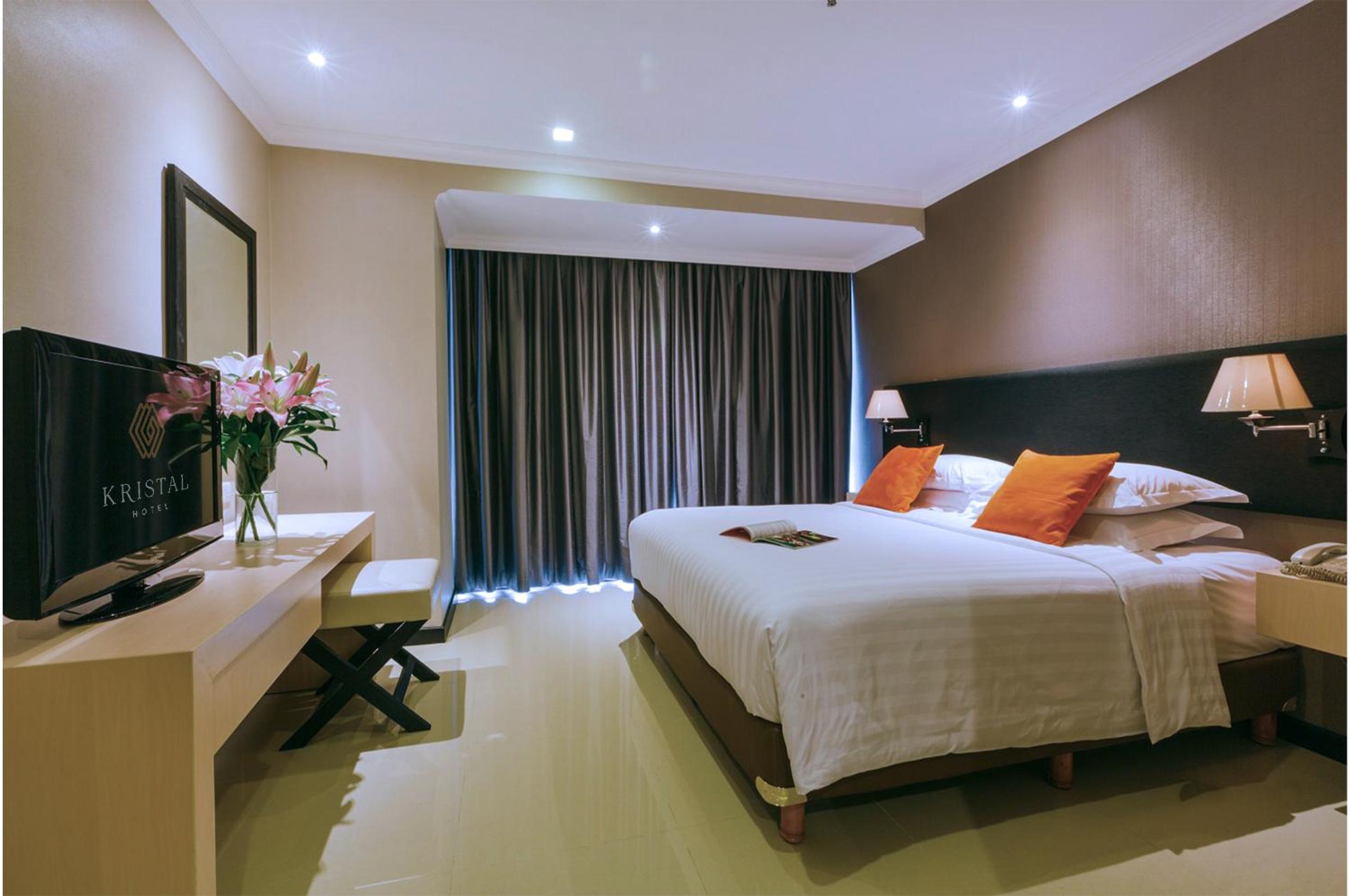 Three-Bedroom Deluxe Suite - Photo 1