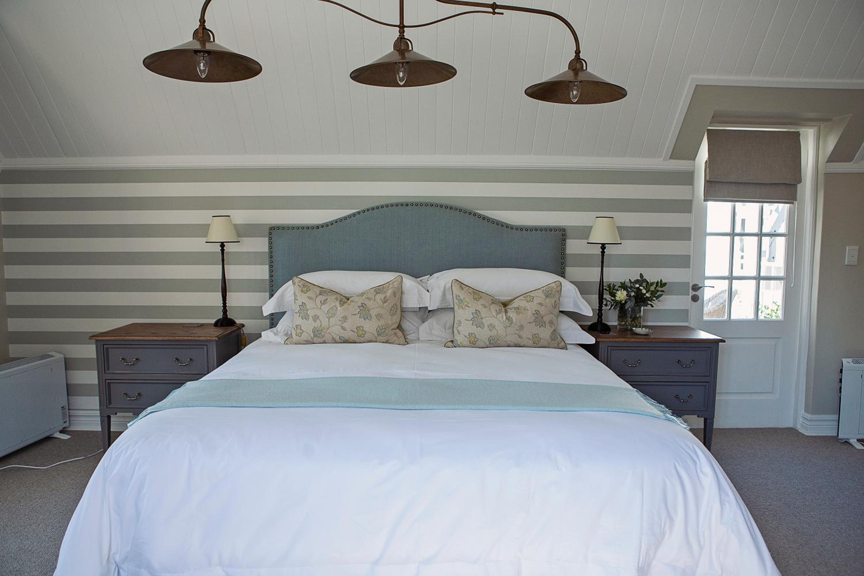 King Room with Balcony photo 2
