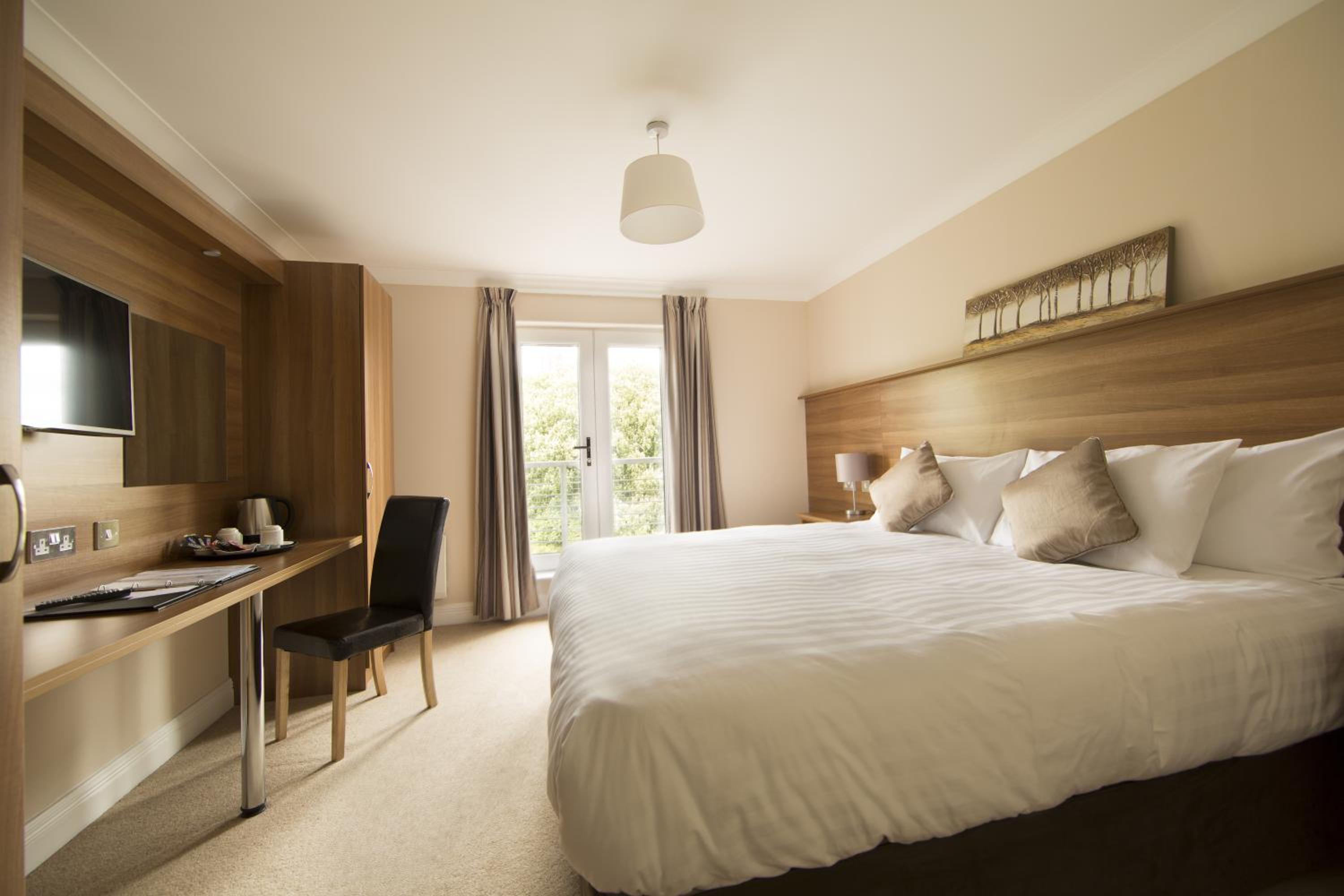 Double Room with River View - Photo 5