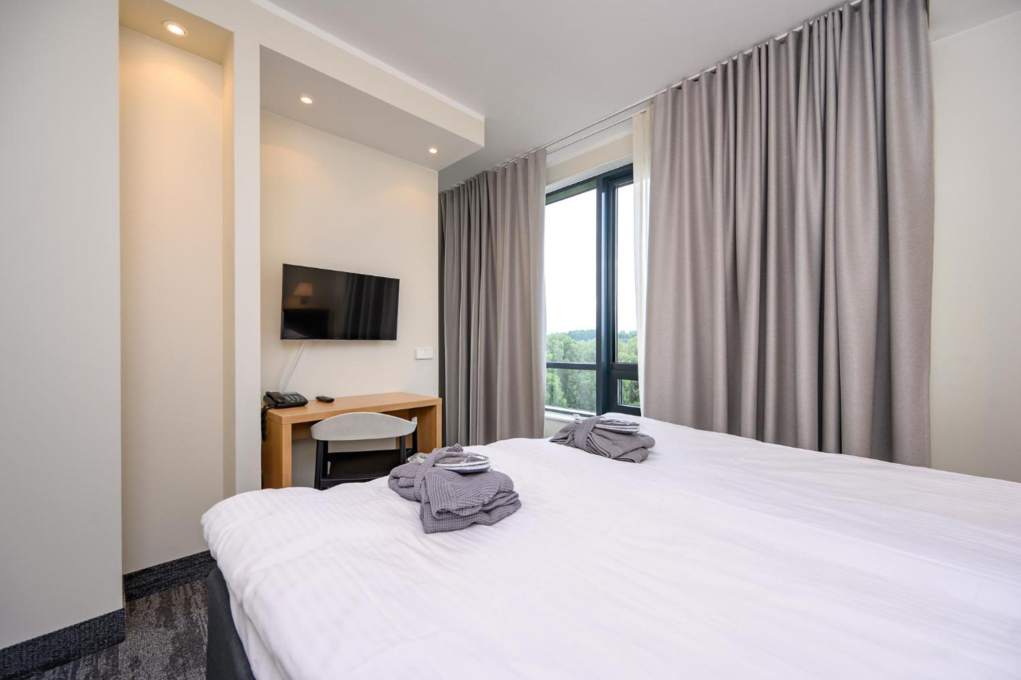 Suite with River View - Photo 3