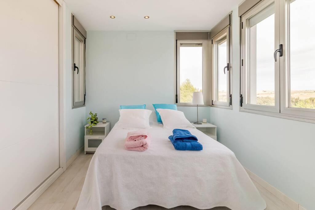 Villa de Cuatro Habitaciones