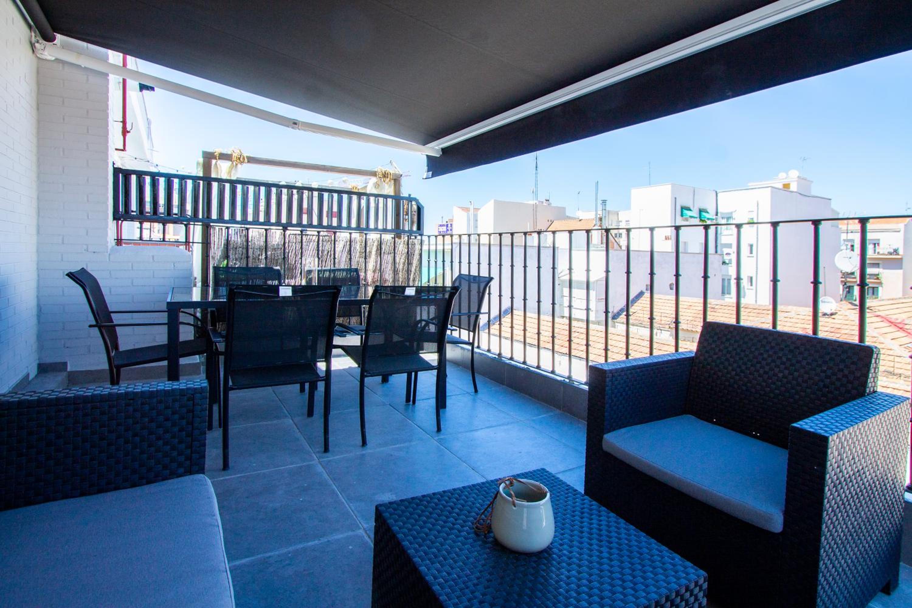 Penthouse Apartment photo 2