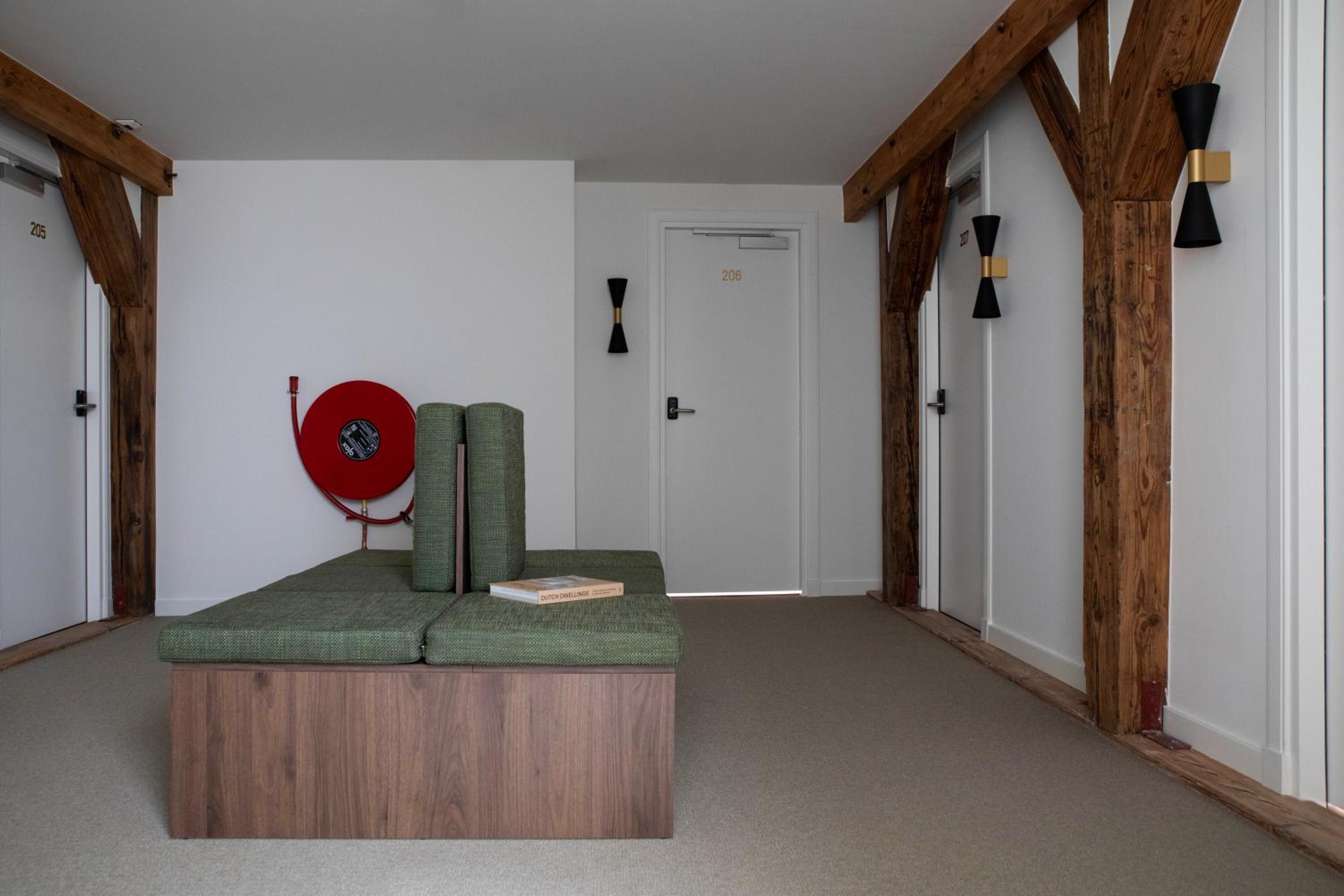 Spacious Room photo 3