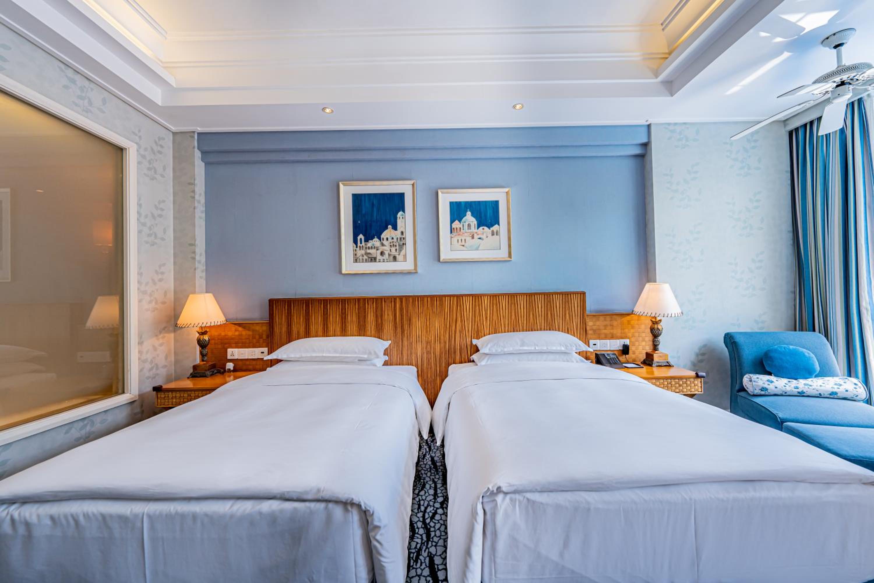 Poolside Superior Twin Room photo 2