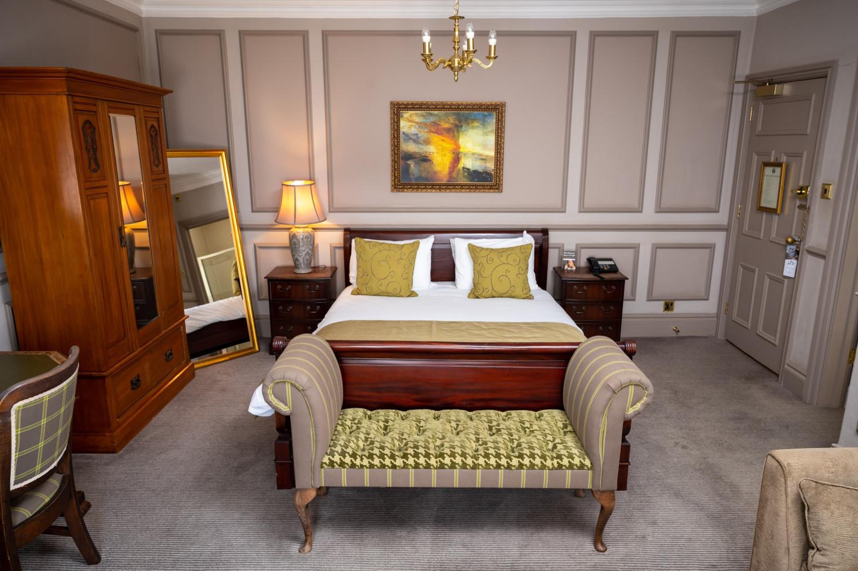Superior Double Room - Photo 1