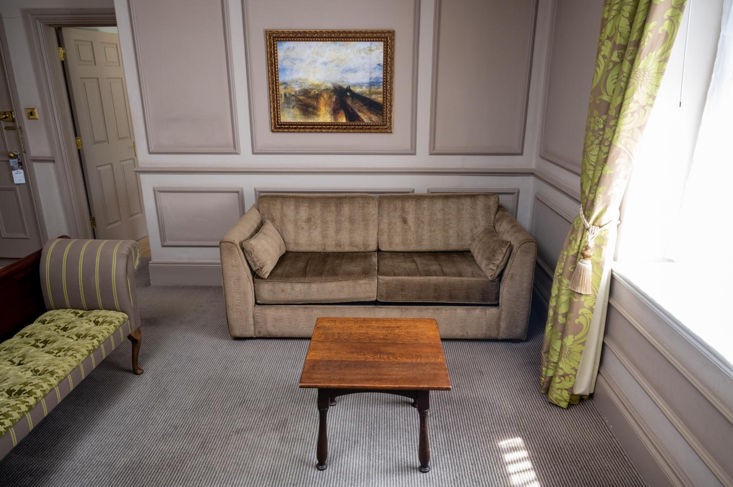 Superior Double Room - Photo 2