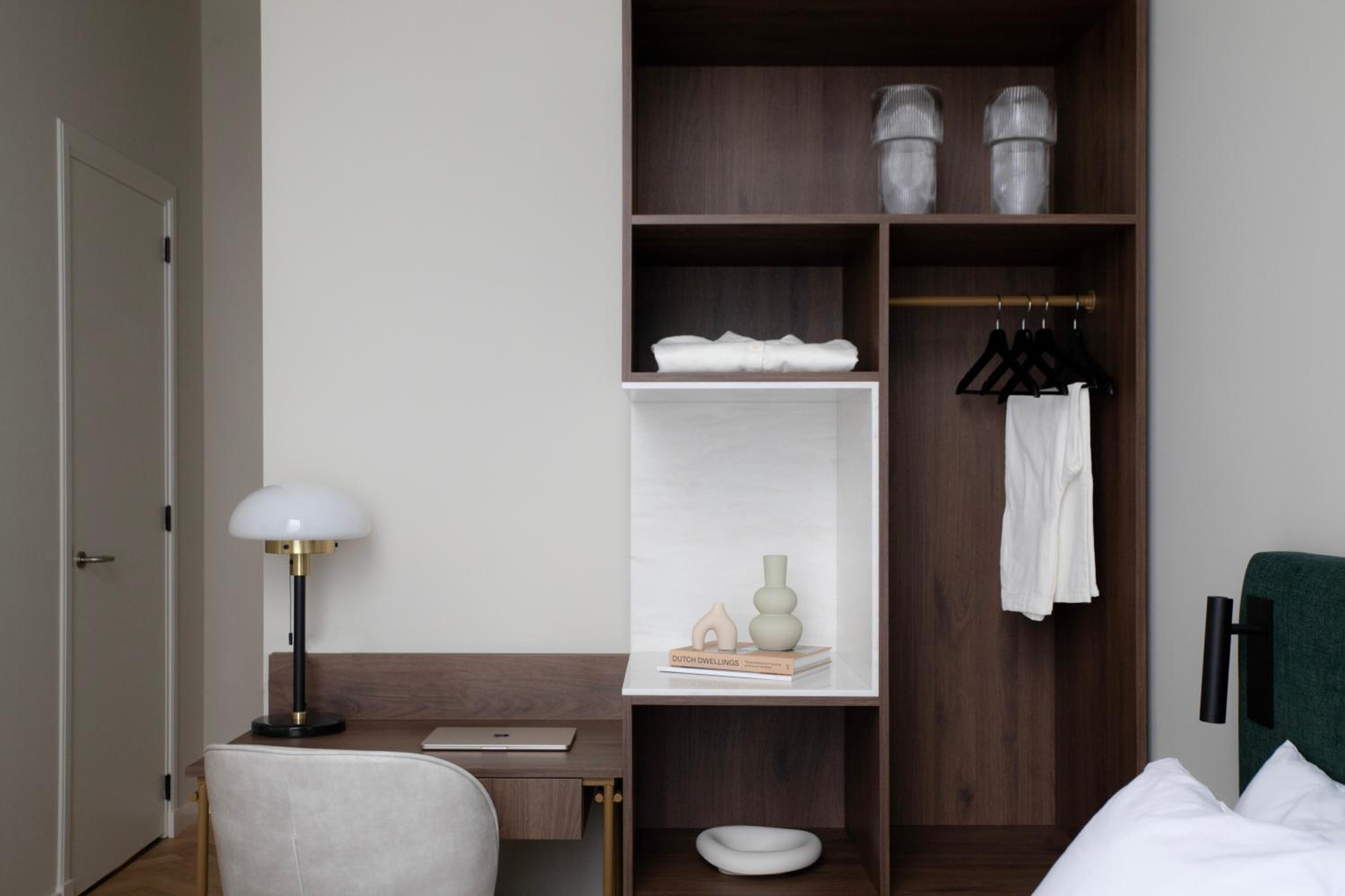 Original Room photo 2