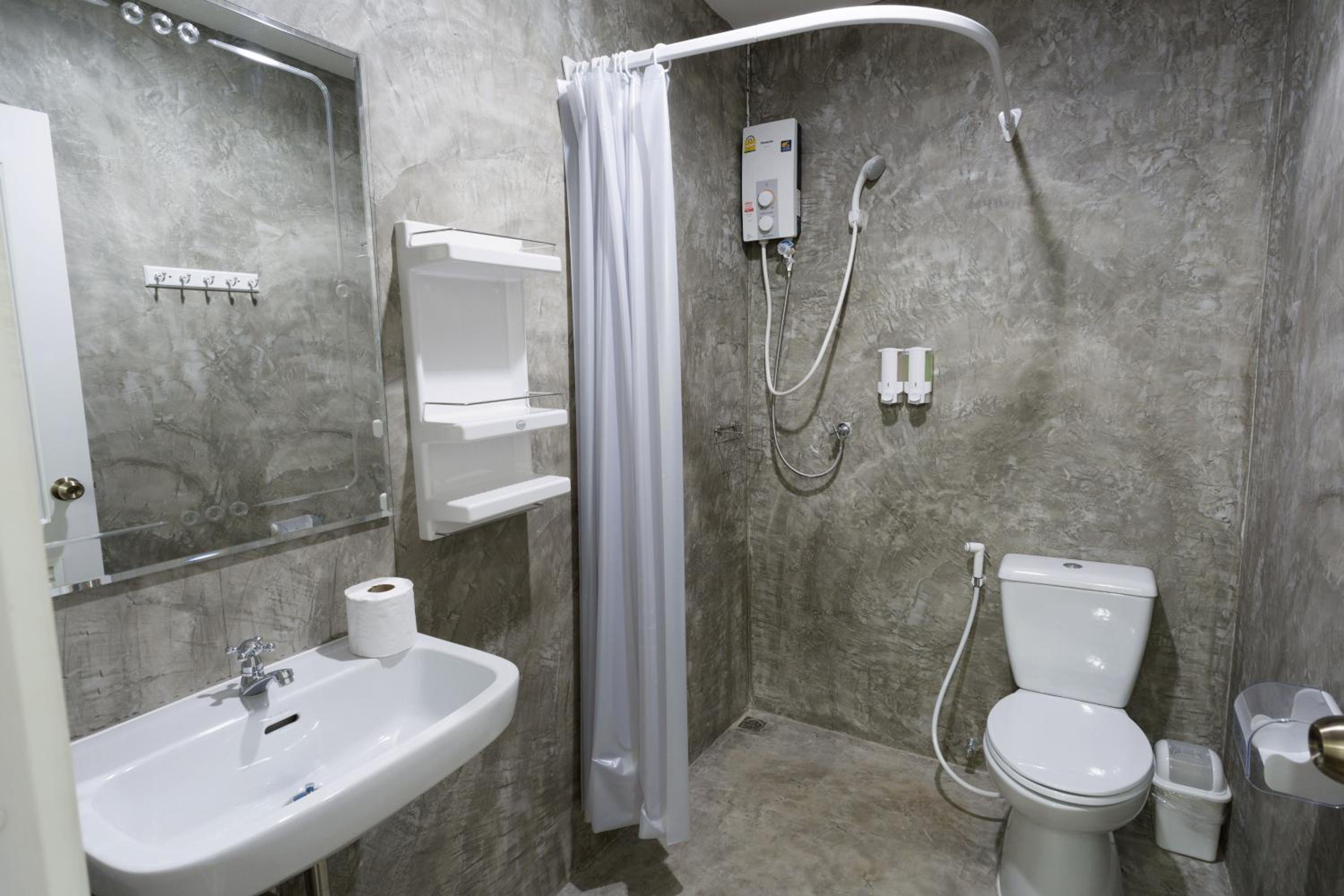 Double Room with Private Bathroom photo 3
