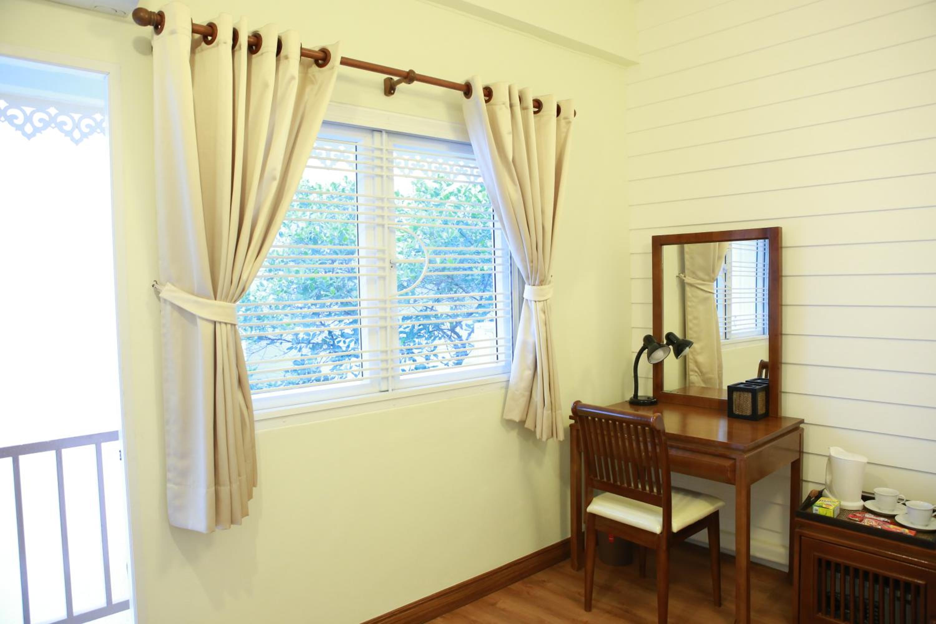 Superior Double Room with Shared Bathroom photo 3