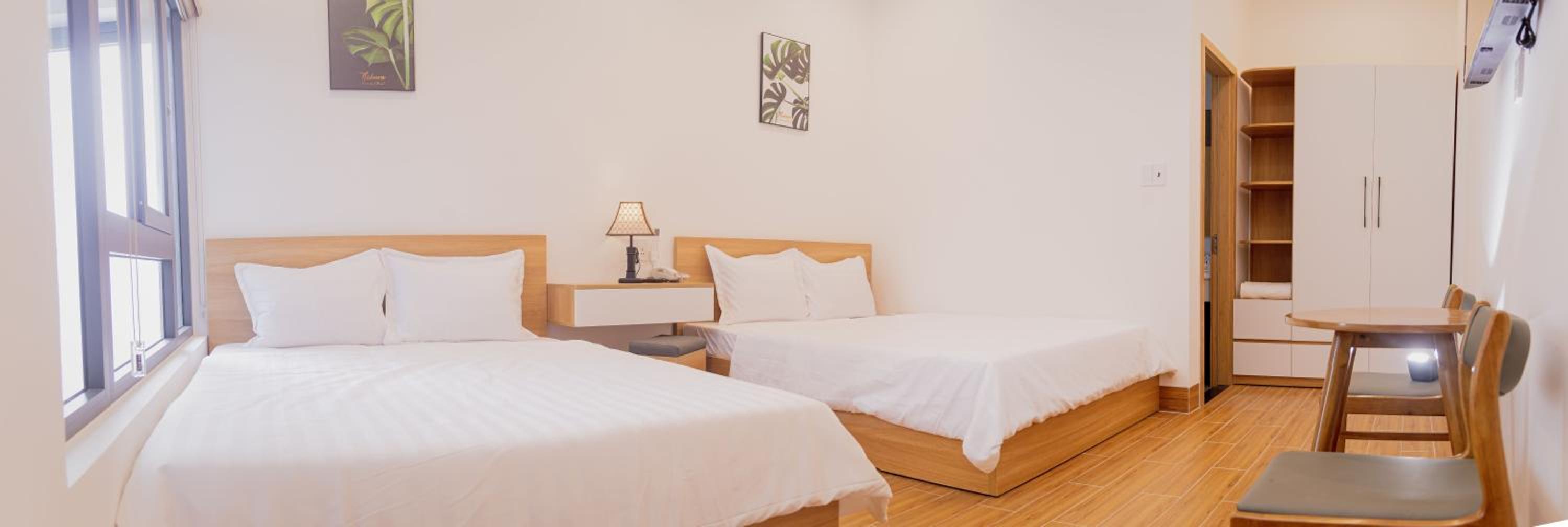 Deluxe Family Room