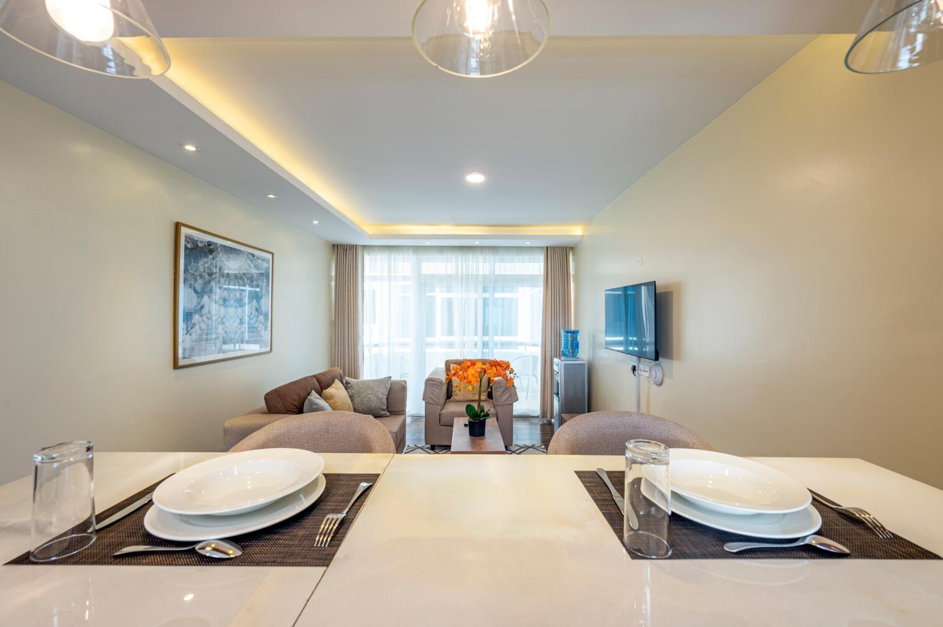One-Bedroom Apartment - Photo 7