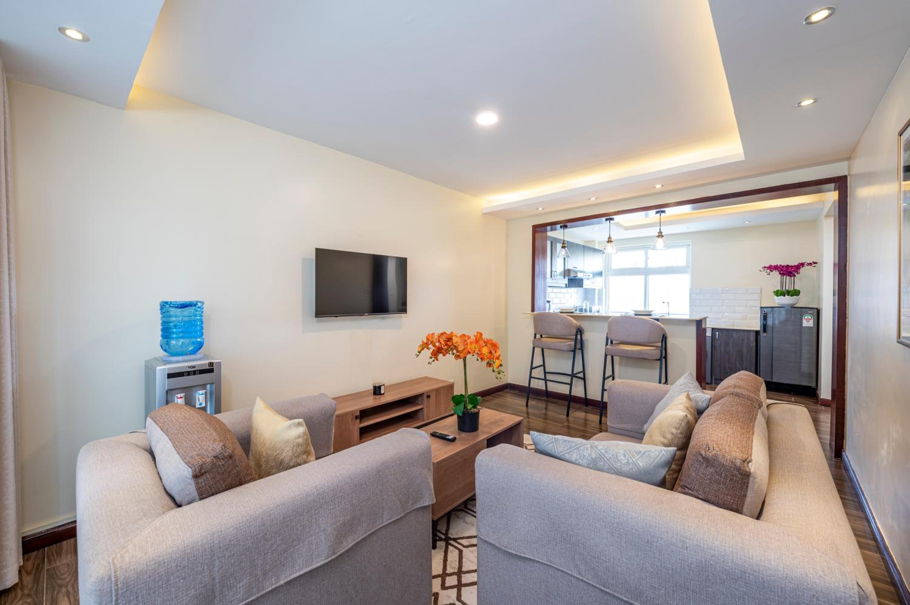 One-Bedroom Apartment - Photo 16
